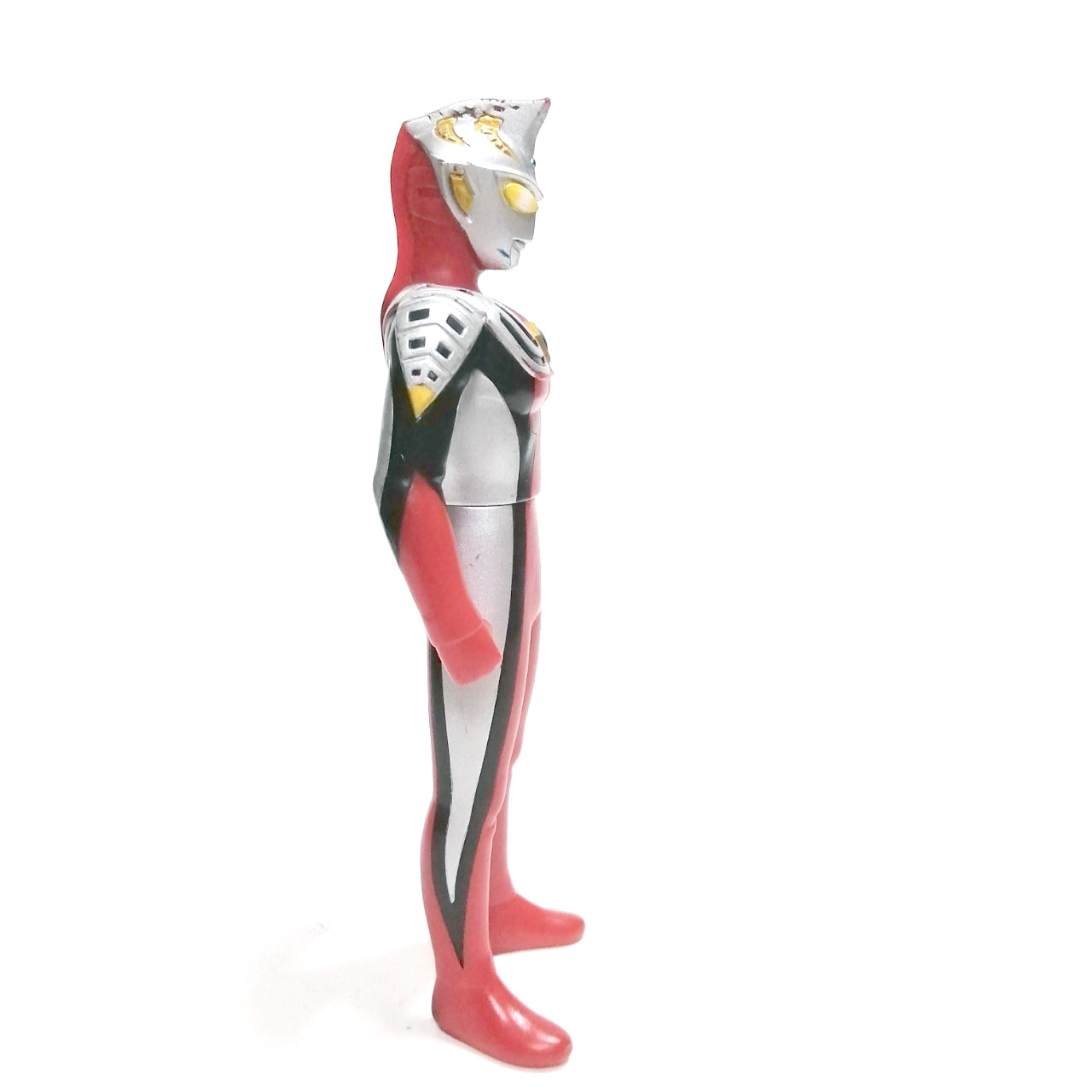 ซอฟ 6 - 6.5 นิ้ว อุลตร้าแมน จัสตีส สแตนดาด โหมด ขนาดตามรูป สภาพดี มีรอยบ้าง ไม่พบบ่อย