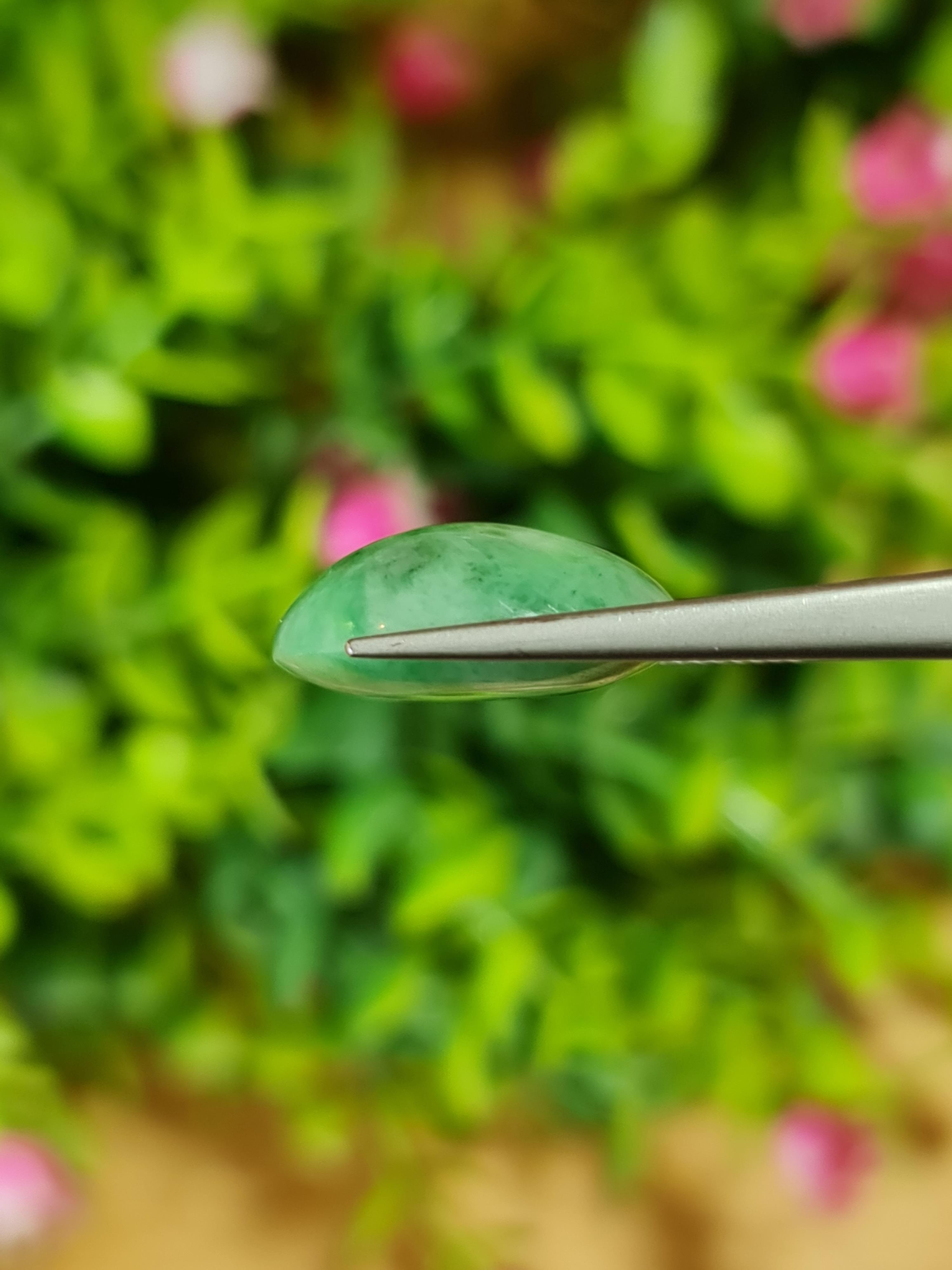 หยกพม่าเจียรนัย (Burmese jade ) 19.31 กะรัต หยกแท้ อัญมณีมงคลประจําวันเกิด เครื่องประดับหยก