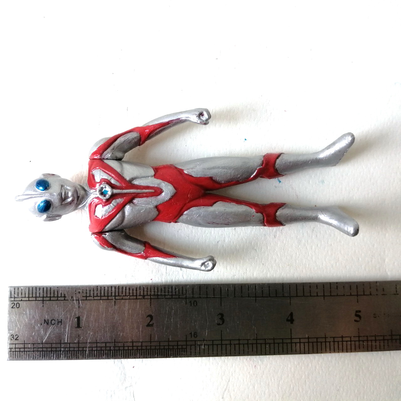 งานพรีเมี่ยม ทอยส์ ***ซ่อมสี ของปลาเส้น ฟิชโช อุลตร้าแมน มิลเลนเนียม Ultraman Millenium ขนาด 4.5 นิ้ว พลาสติกตัน โพสท่า งานเก่าปีลึก หายากมาก