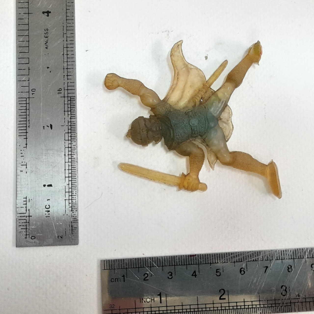 มีหลายภาพ,ตุ่นยางใสสีฟ้าขนาดราว 3 นิ้ว ตุ่น เรดวันมาร์ส จากขบวนการ มาร์สแมน ขนาดราว 3 นิ้ว มือสองสภาพดี มีรอยบ้าง