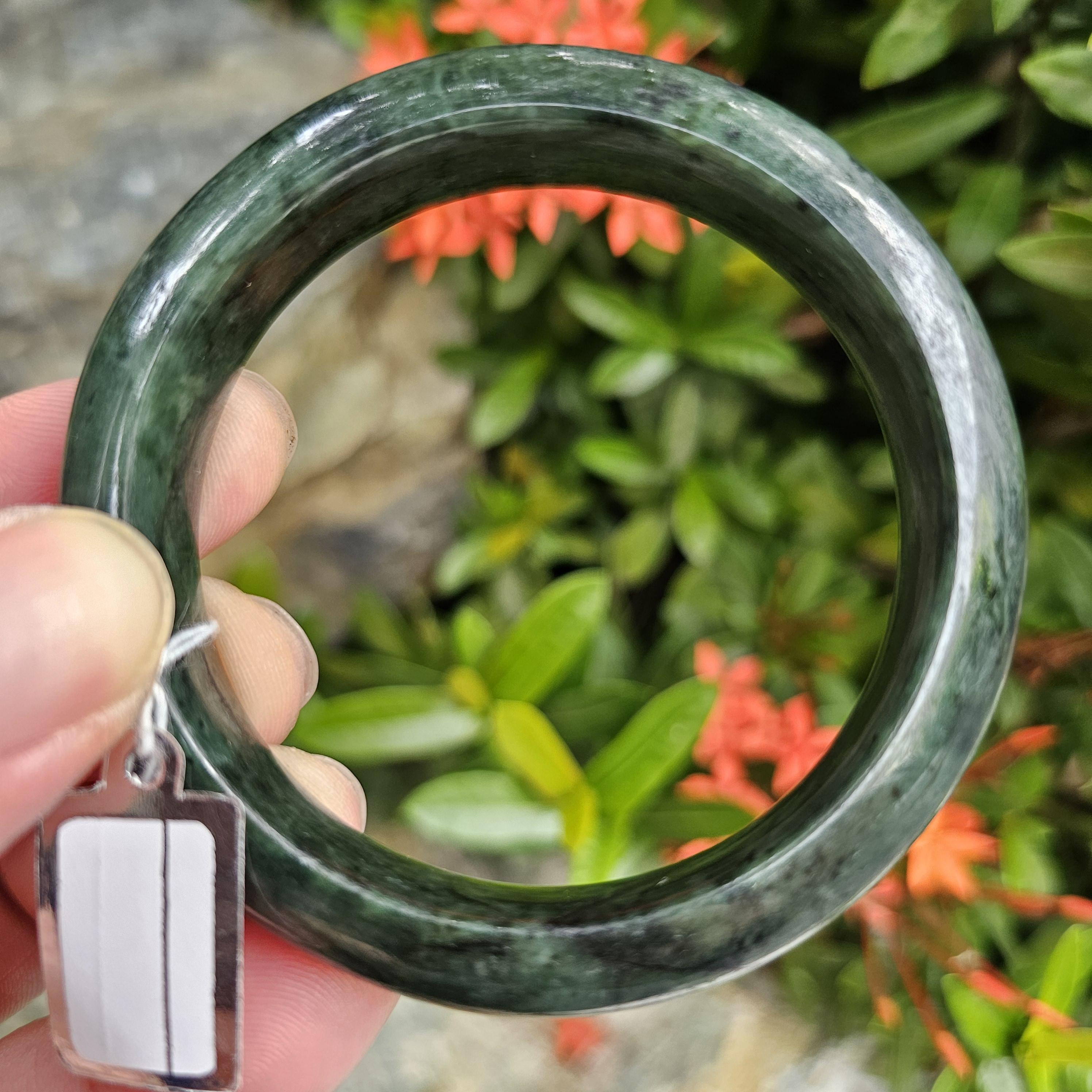 JB6804120 หยก พม่า แท้ Jade กำไลหยก 56.8 มม. (Jadeite bracelet) พม่า (Myanmar)