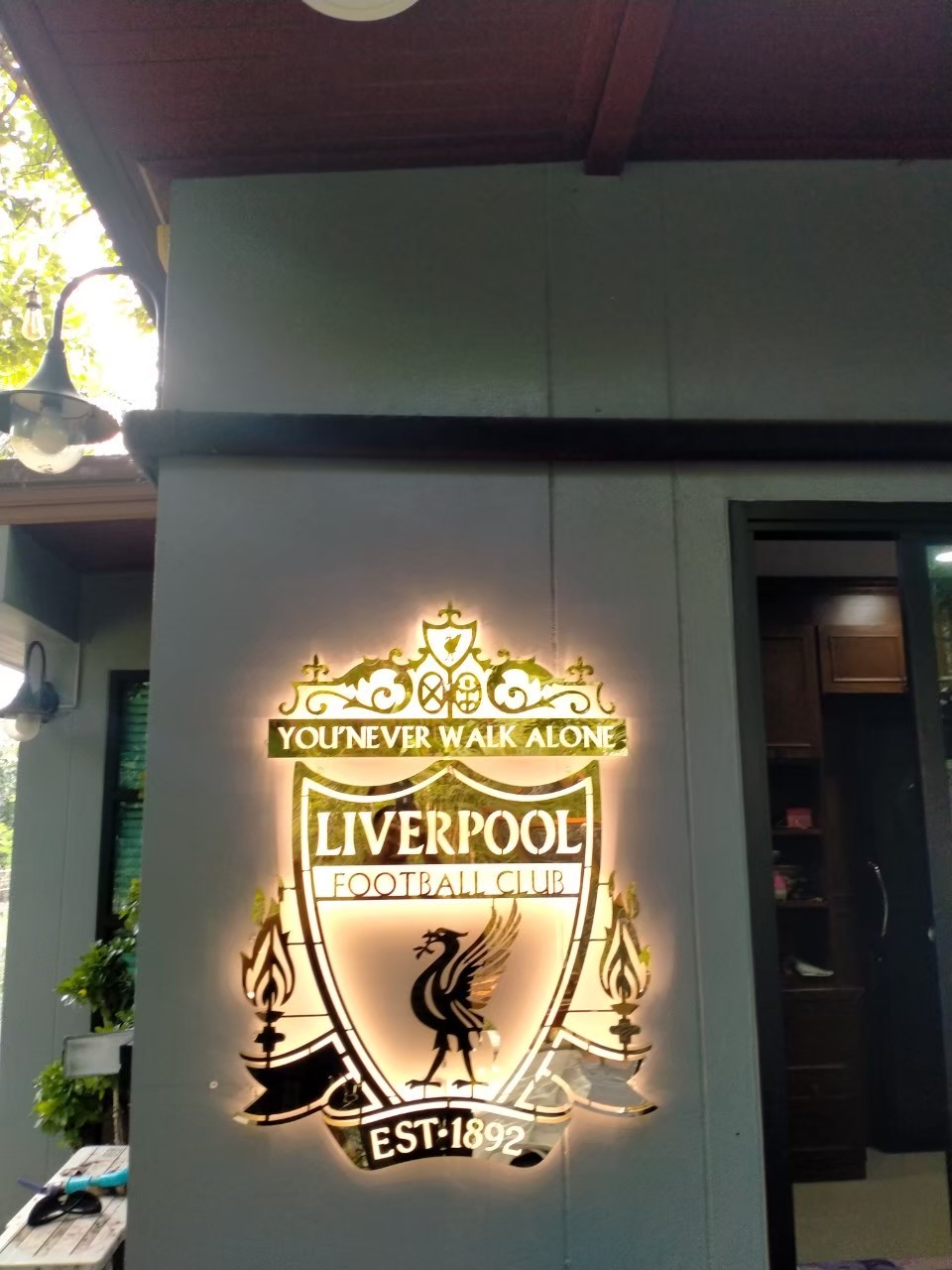 ป้ายไฟออกหลัง