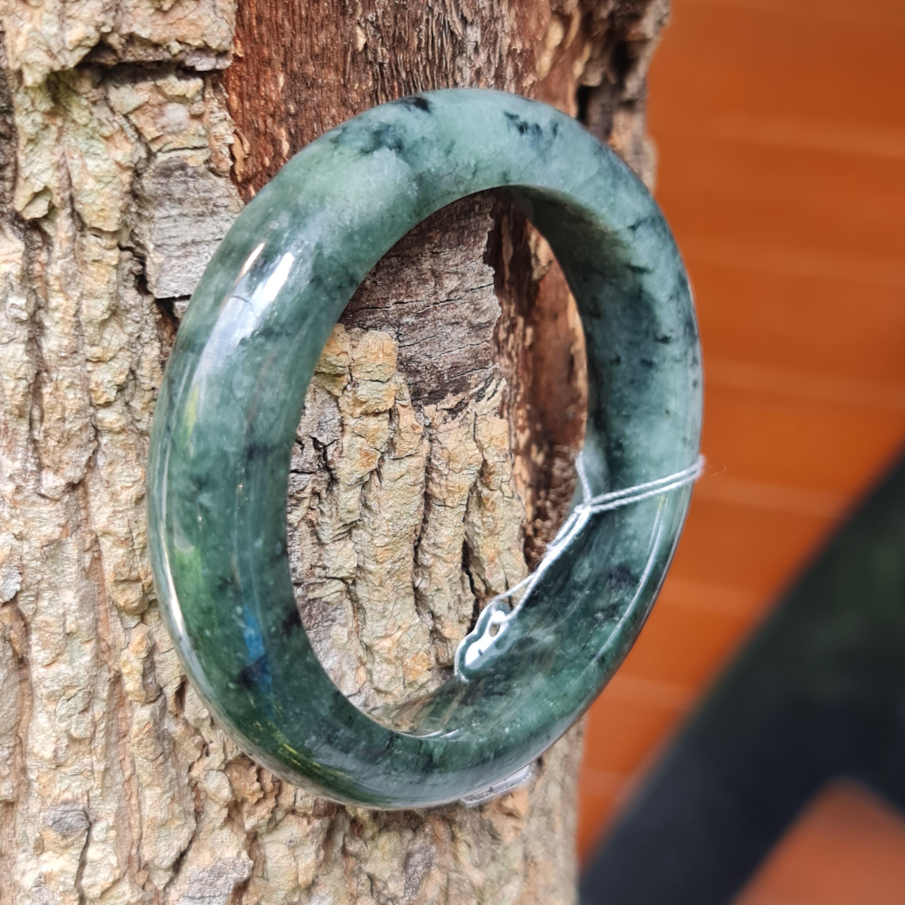 JB6804048 หยก พม่า แท้ Jade กำไลหยก 59.9 มม. (Jadeite bracelet) พม่า (Myanmar)