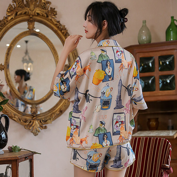 🚩พร้อมส่ง🚩ชุดนอน Silk Satin ไหมซาตินเกรดพรีเมี่ยม พิมพ์ลายสไตล์วินเทจ ผ้านุ่มลื่นละมุนผิว (ST125)