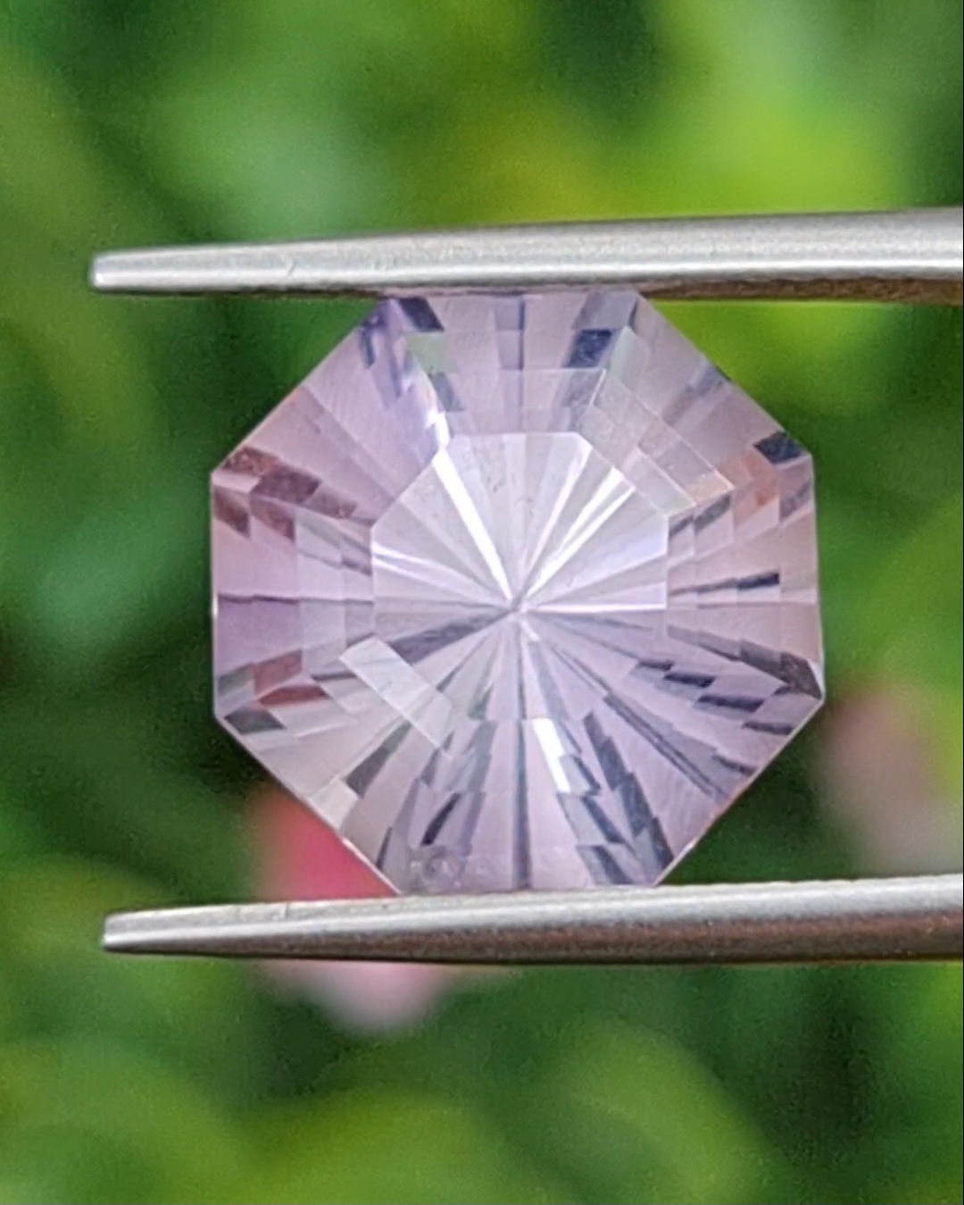 พลอย ลาเวนเดอร์ ควอตซ์ Lavender Quartz 6.94 กะรัต (Cts.) พลอยแท้ อัญมณีมงคลประจําวันเกิด เครื่องประดับพลอย