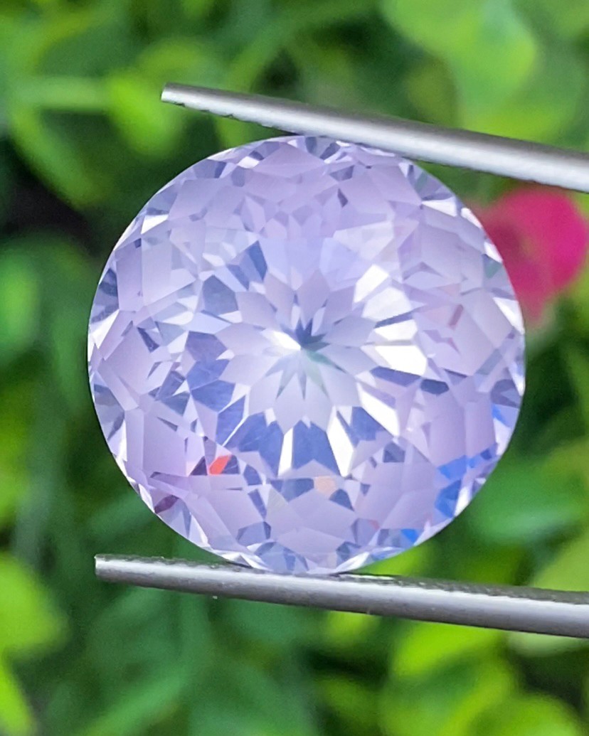 พลอย ลาเวนเดอร์ ควอตซ์ Lavender Quartz 17.72 กะรัต (Cts.) พลอยแท้ อัญมณีมงคลประจําวันเกิด เครื่องประดับพลอย