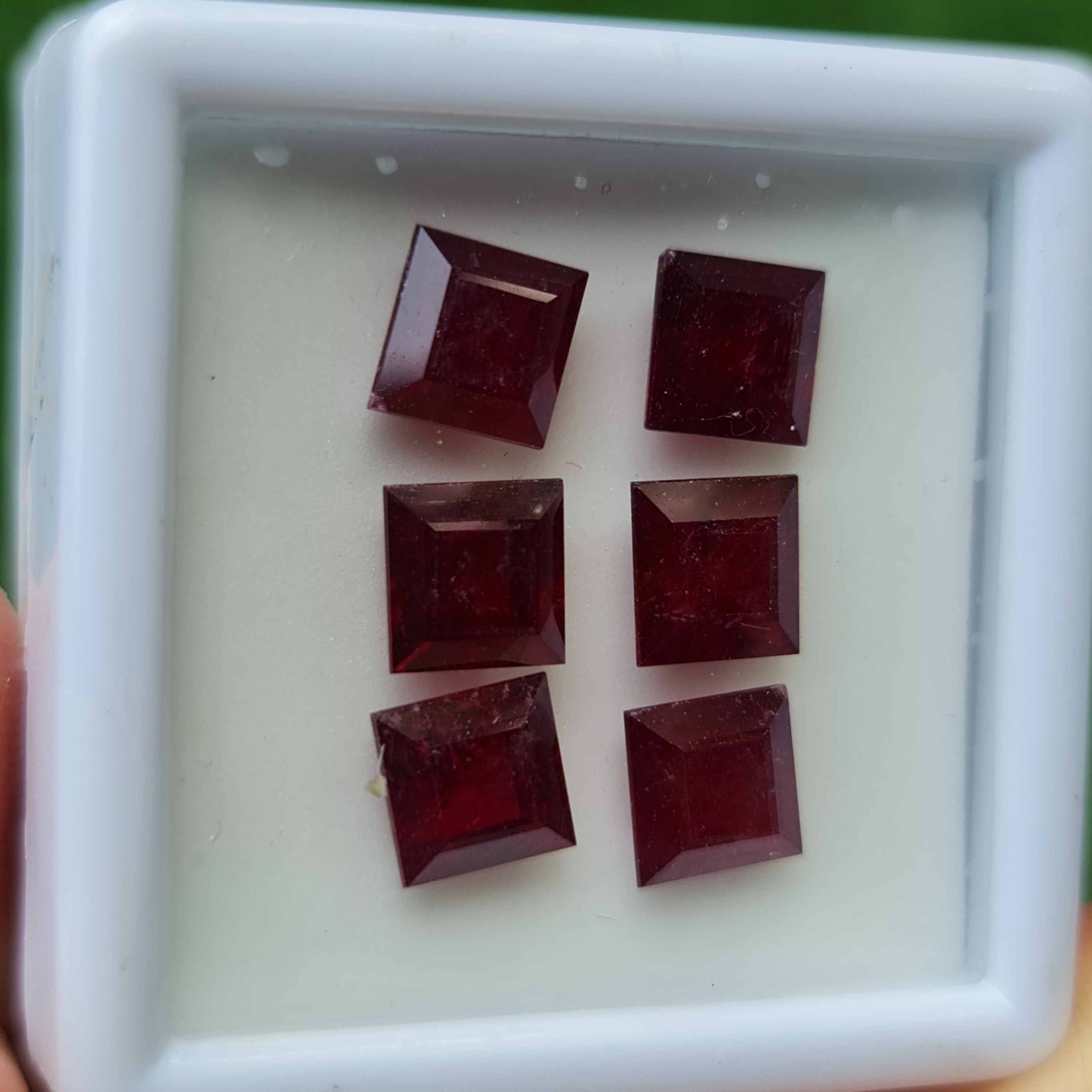 พลอย ทับทิม Ruby sapphire 6 เม็ด 16.30 กะรัต (Cts.) พลอยแท้ อัญมณีมงคลประจําวันเกิด เครื่องประดับพลอย