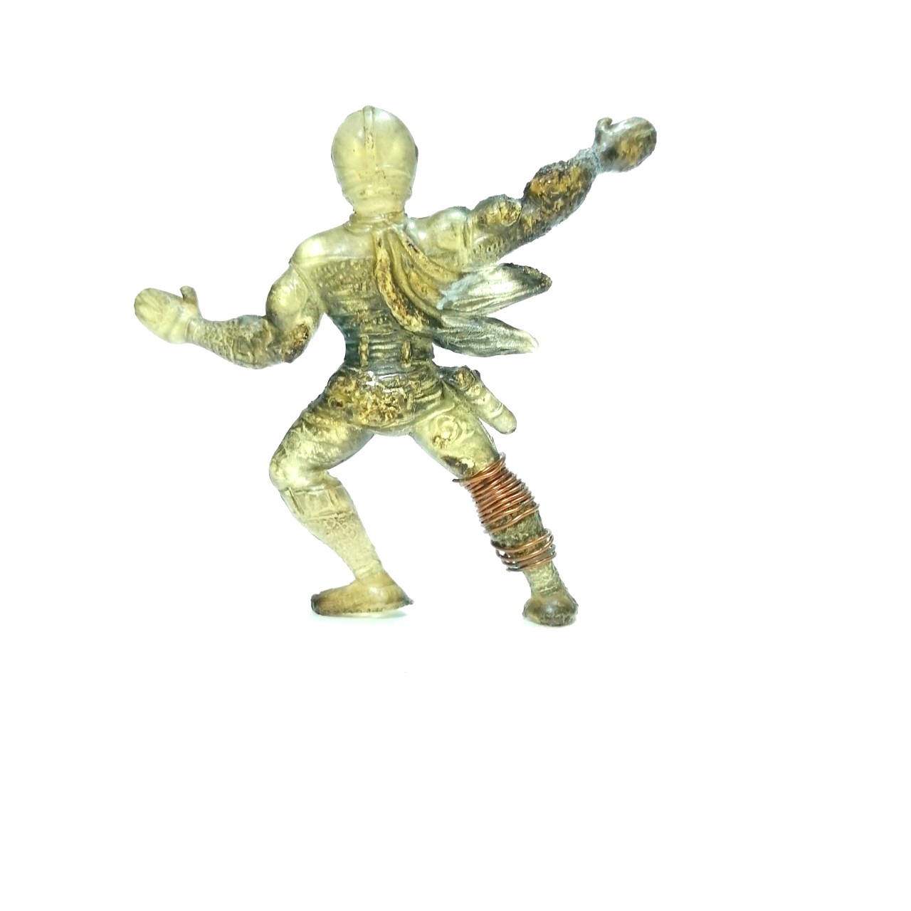 ตุ๊กตุ่นยางแอ๊นท์ ขบวนการห้ามนุษย์ไฟฟ้า สีเขียวอ่อน มีลวดพันขามาตั้งแต่แรกแล้ว ขนาด2-3นิ้ว เก่าเก็บตามสภาพมีรอย