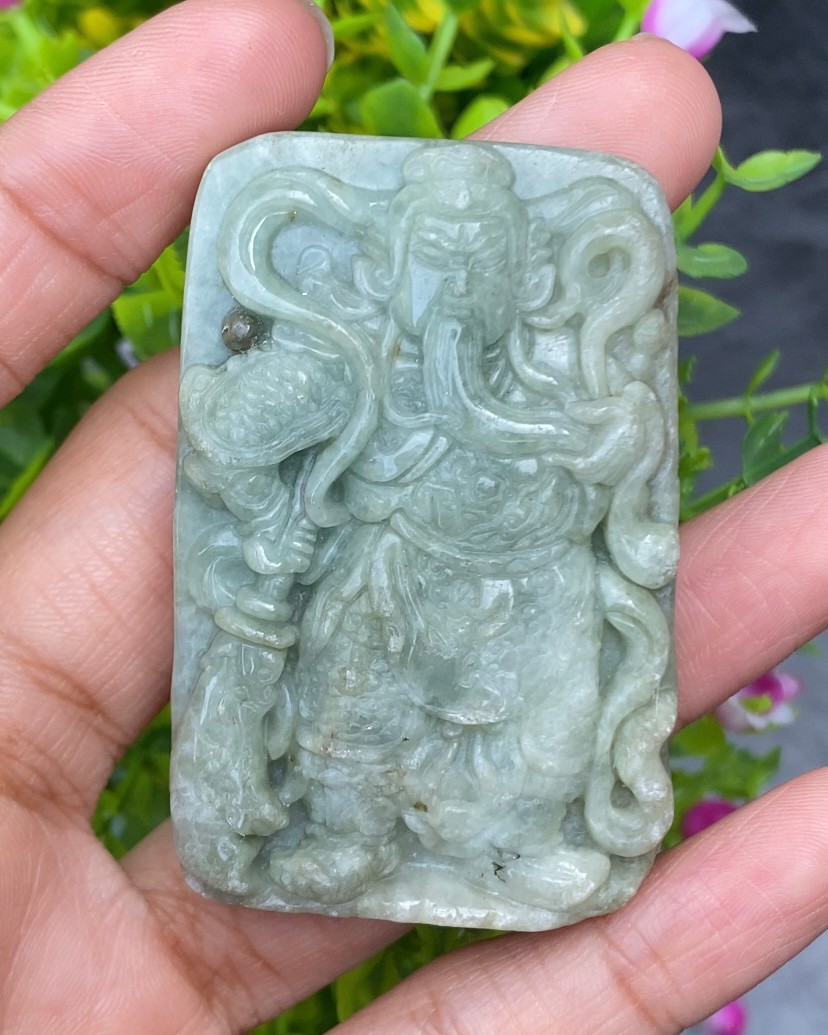 หยกแกะสลัก รูปกวนอู หยก พม่า แท้ (Burmese jadeite)