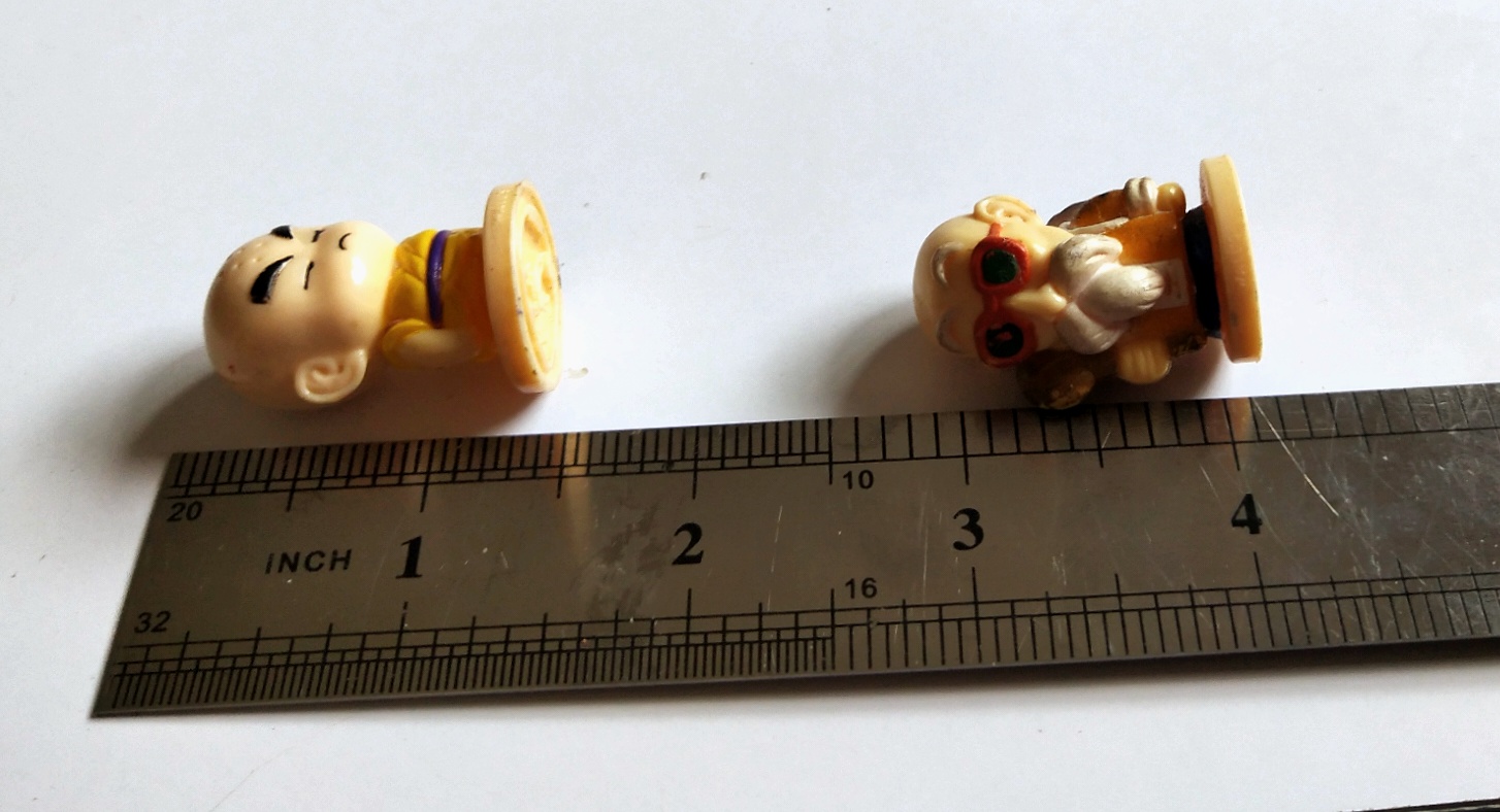 ของสะสมจากไอศครีม ตุ๊กตุ่นปั๊ม ผู้เฒ่าเต่าและคูริริน จากการ์ตูนอนิเมะ ดรากอนบอล Dragon Ball stamp