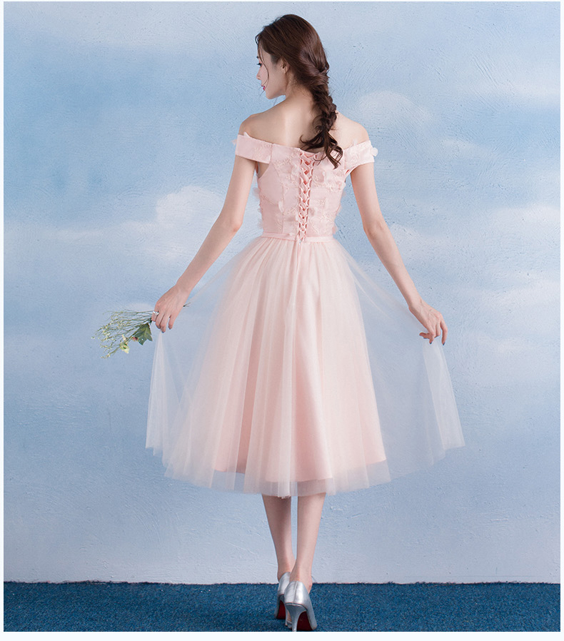 Pre-order ชุดราตรีสั้น ชุดเพื่อนเจ้าสาว ช่วงบนตกแต่งด้วยผ้าลูกไม้ คาดโบว์ที่เอว กระโปรงตาข่าย มีหลายแบบ สีชมพู (เชือกผูกหลัง)