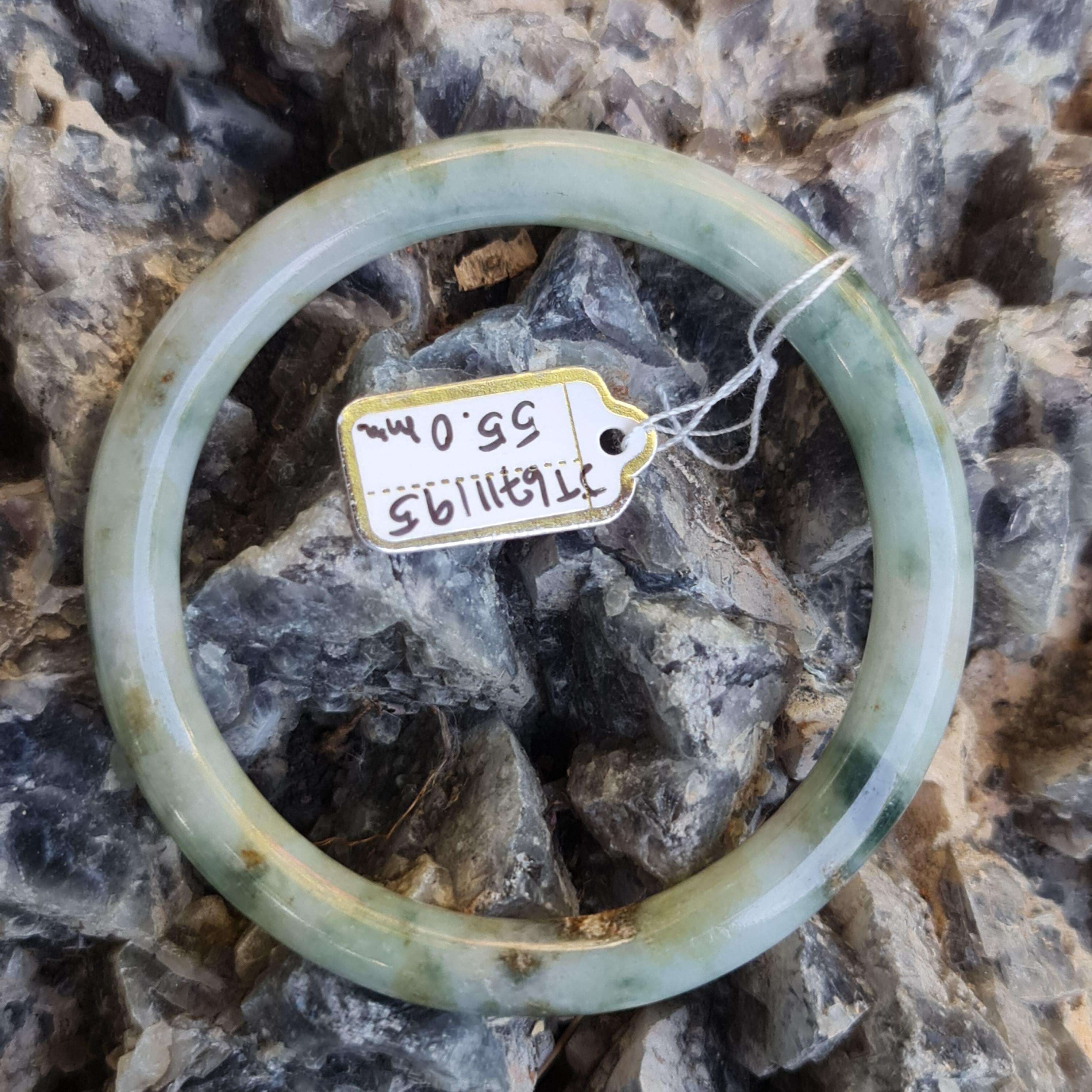 JT6711195 หยก พม่า แท้ Jade กำไลหยก 55.0 มม. (Jadeite bracelet) พม่า (Myanmar)