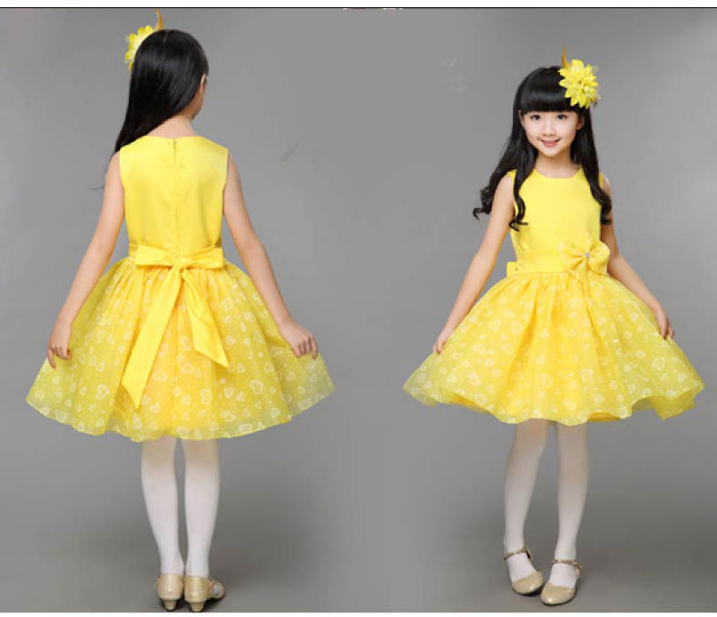 Pre-order ชุดแฟนซี ชุดการแสดง แขนกุด คอกลม คาดเอวด้วยโบว์ กรโปรงฟูฟ่อง