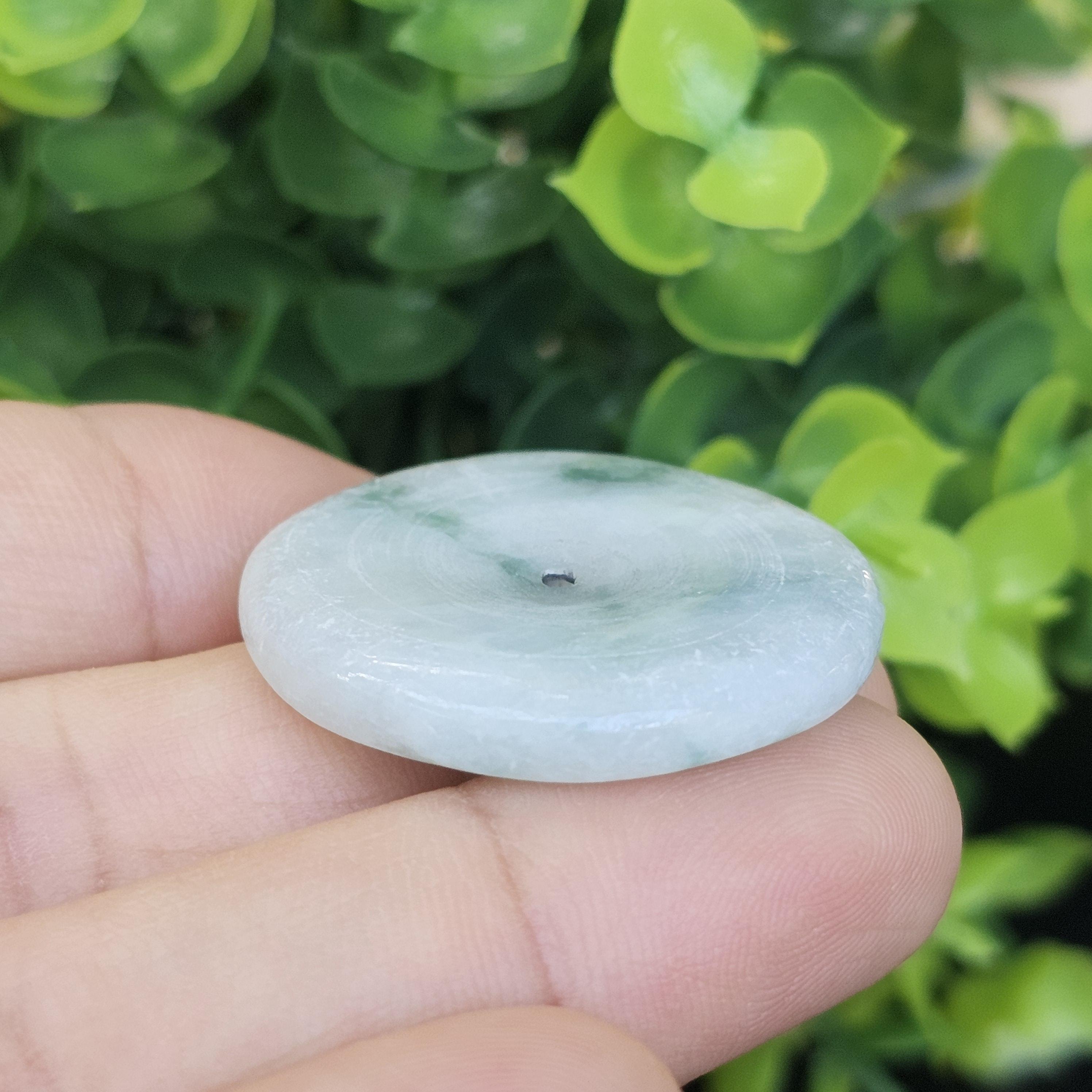 หยก พม่า แท้ Jade จี้โดนัทหยก (Bi-dise jadeite) พม่า (Myanmar) 49.28 กะรัต (Cts.)