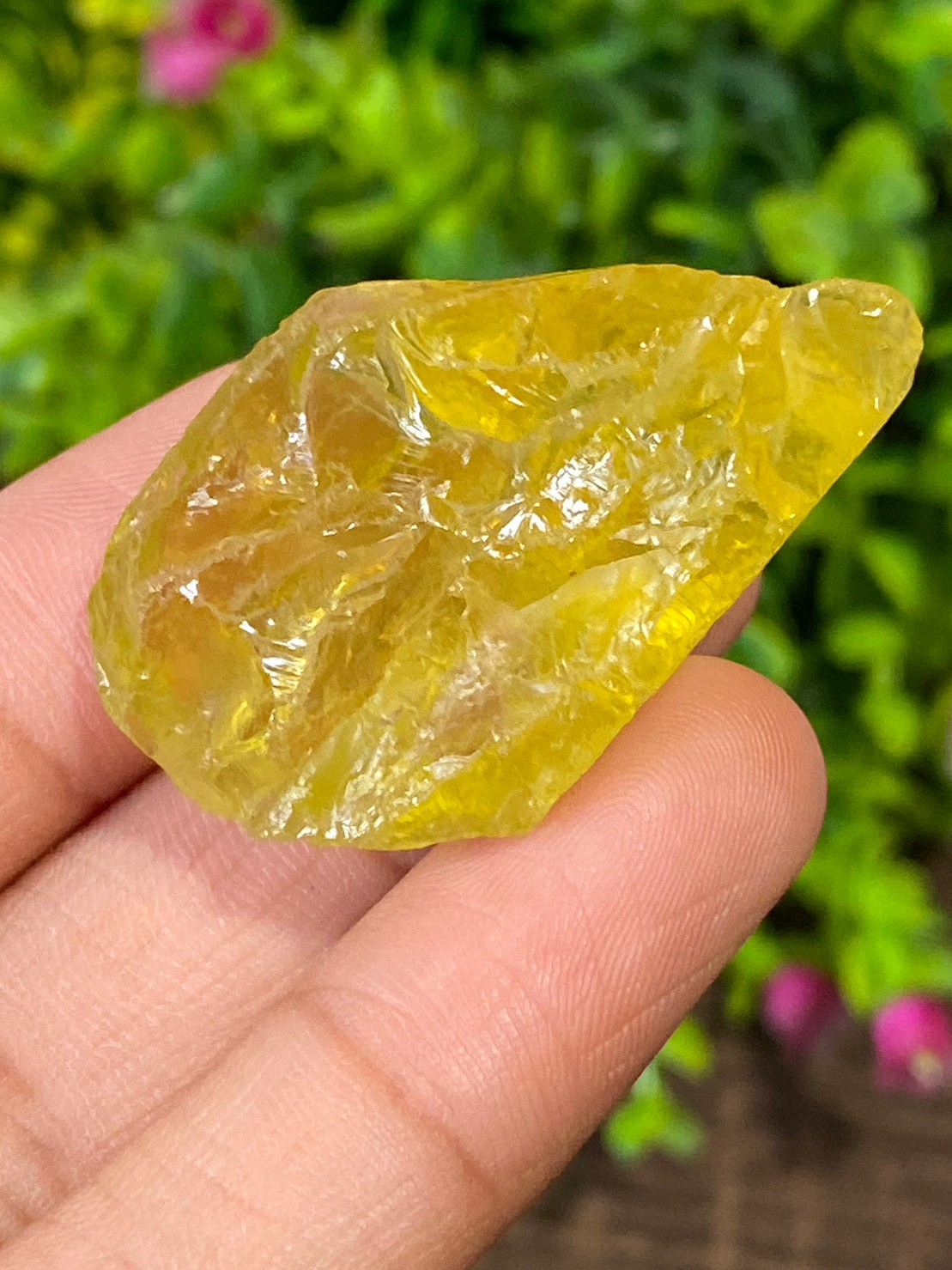 ก้อน เลมอนควอตซ์ Lemon Quartz Rough 102.12 กะรัต (Cts.) พลอยแท้ อัญมณีมงคลประจําวันเกิด เครื่องประดับพลอย