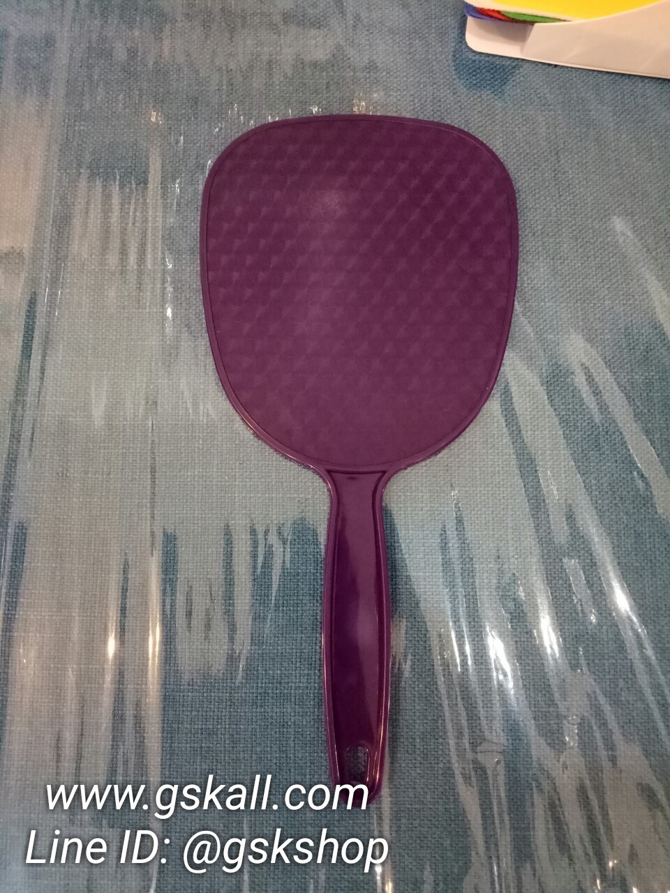 กระจกด้ามจับใหญ่ ส่องความสวย