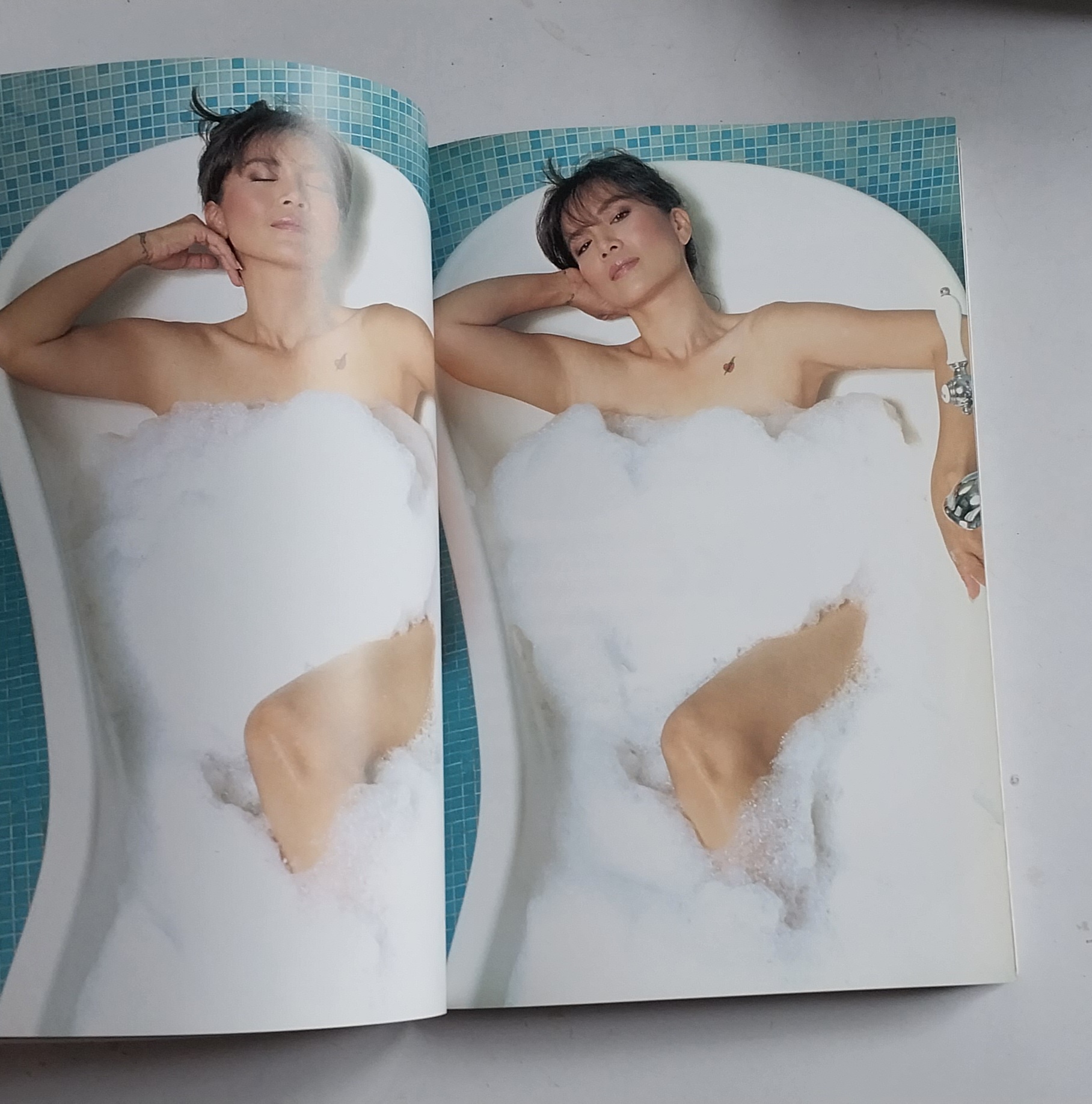 หนังสือสวยสำหรับสะสม "เพ็ญพักตร์ ศิริกุล Sexy Forever" สวย เซ็กซี่ สาวสองพันปี เคล็ดลับของเพ็ญพักตร์ ศิริกุล penpak sirikul พิมพ์ครั้งที่2