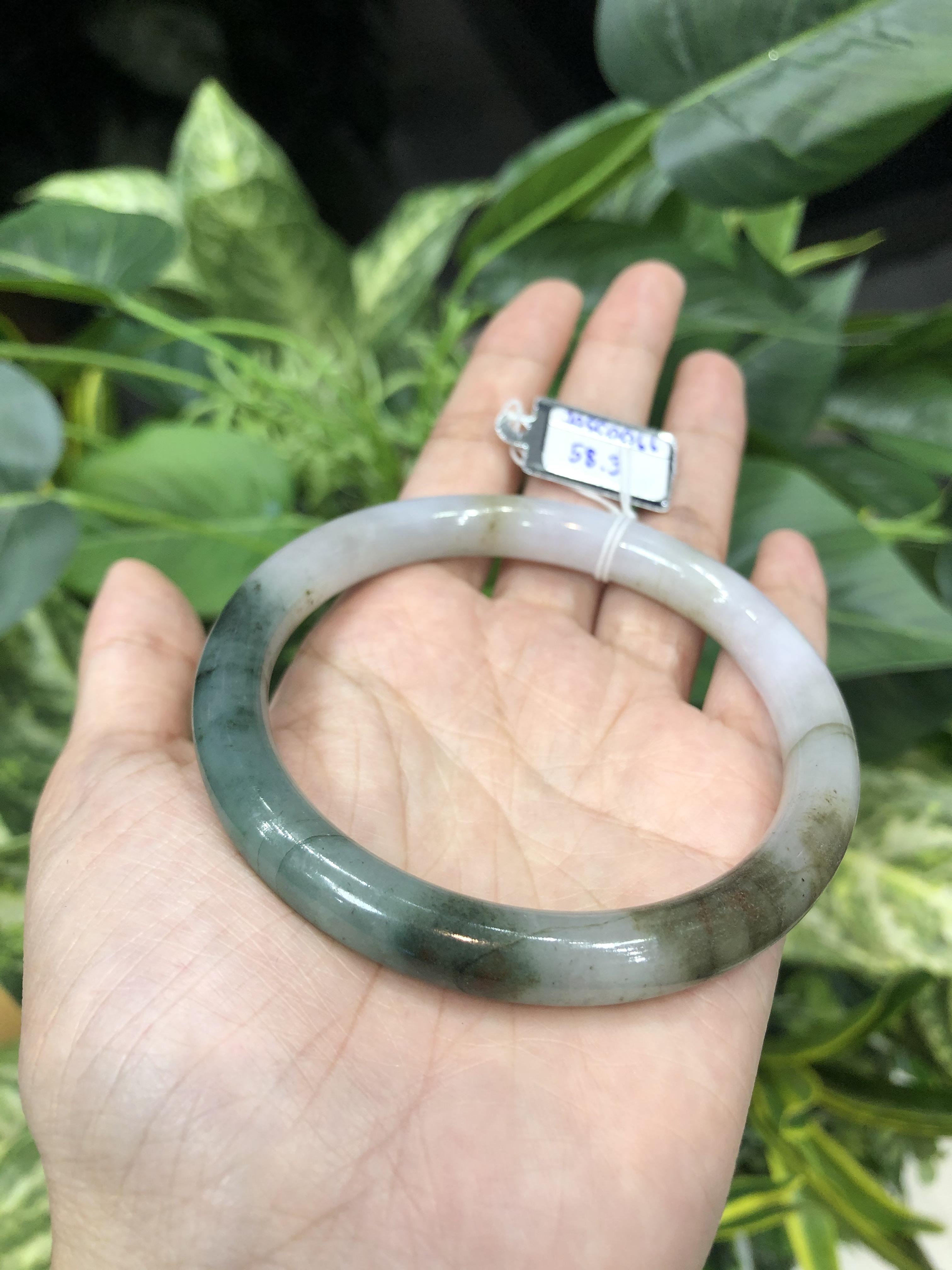 J05C0066 หยก พม่า แท้ Jade กำไลหยก 58.3 มม (Jade bracelet) พม่า (Myanmar)