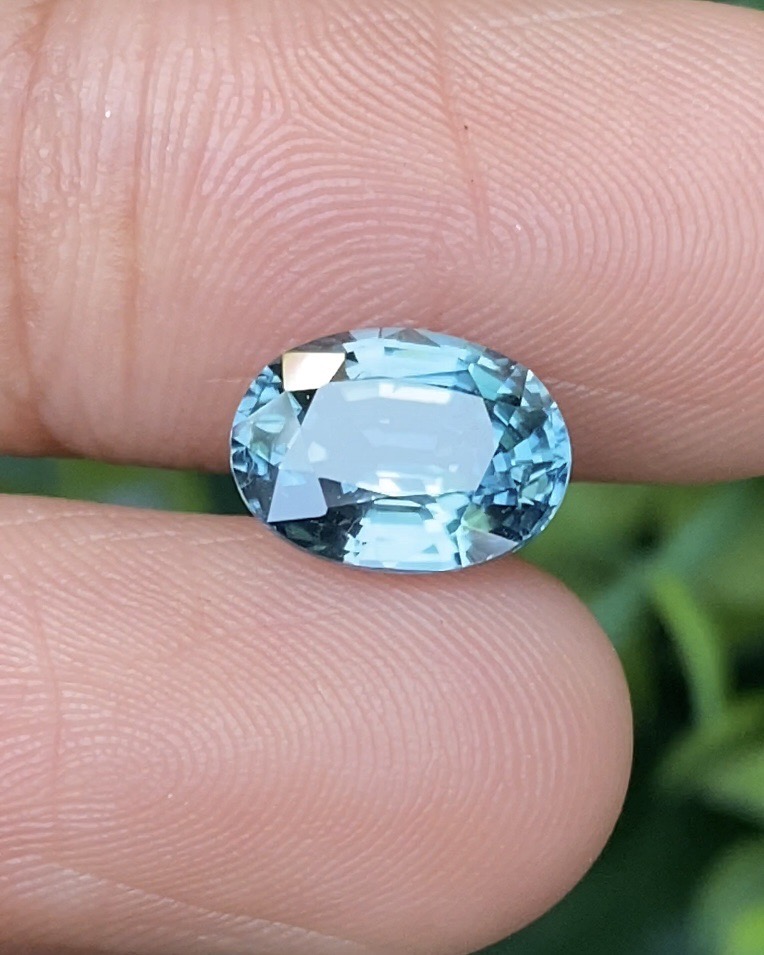 พลอย เพทาย (Zircon) 3.49 กะรัต (Cts.) พลอยแท้ อัญมณีมงคลประจําวันเกิด เครื่องประดับพลอย