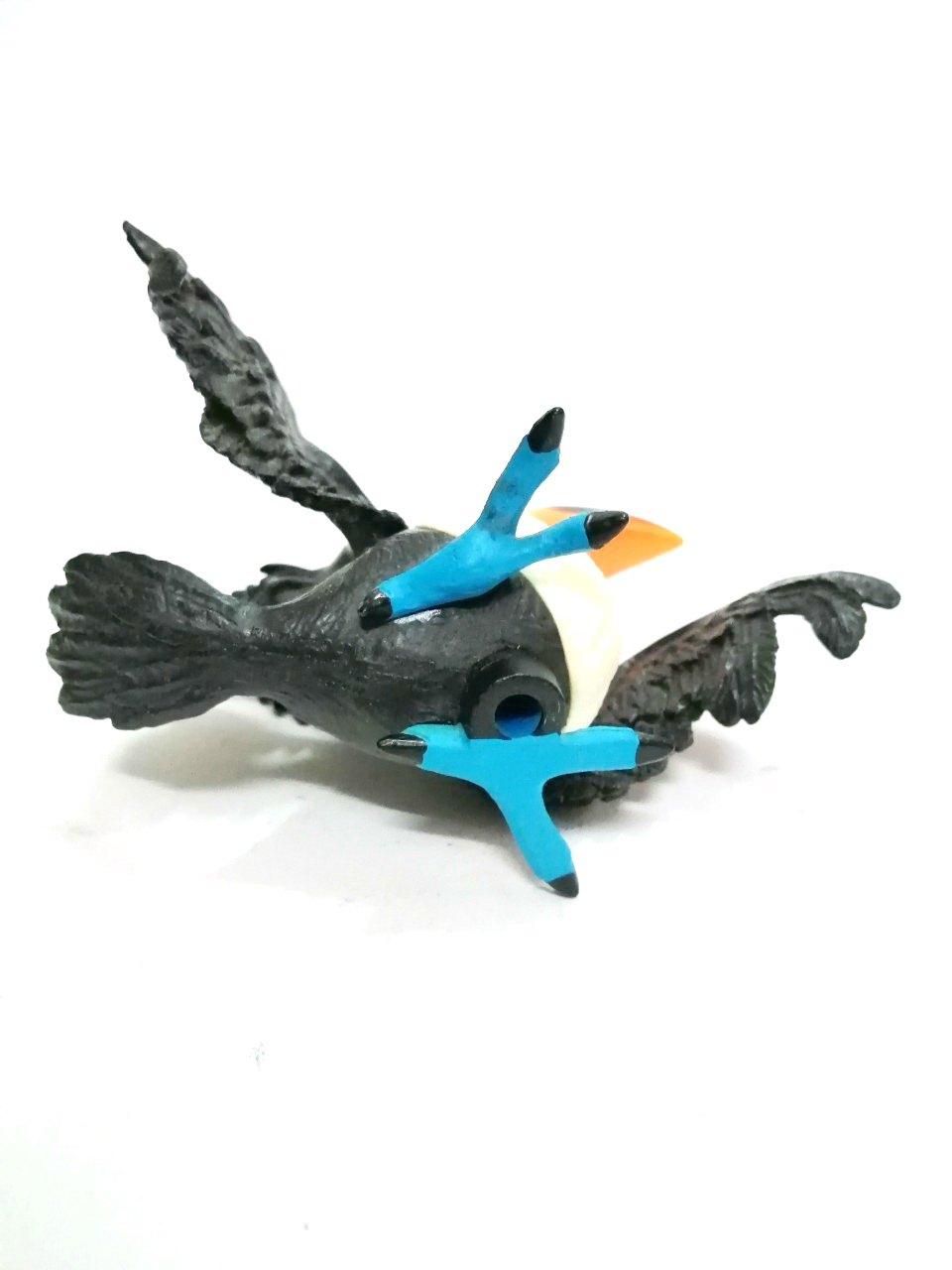 ฟิกเกอร์ RAFAEL ตัวละครจาก ภาพยนตร์ 3D.ของดิสนีย์ เรื่อง Rio ขนาด 3 นิ้ว ไม่มีฐาน แต่ตั้งได้ ,Figure Rafael, the animation bird from DIsney 's Rio