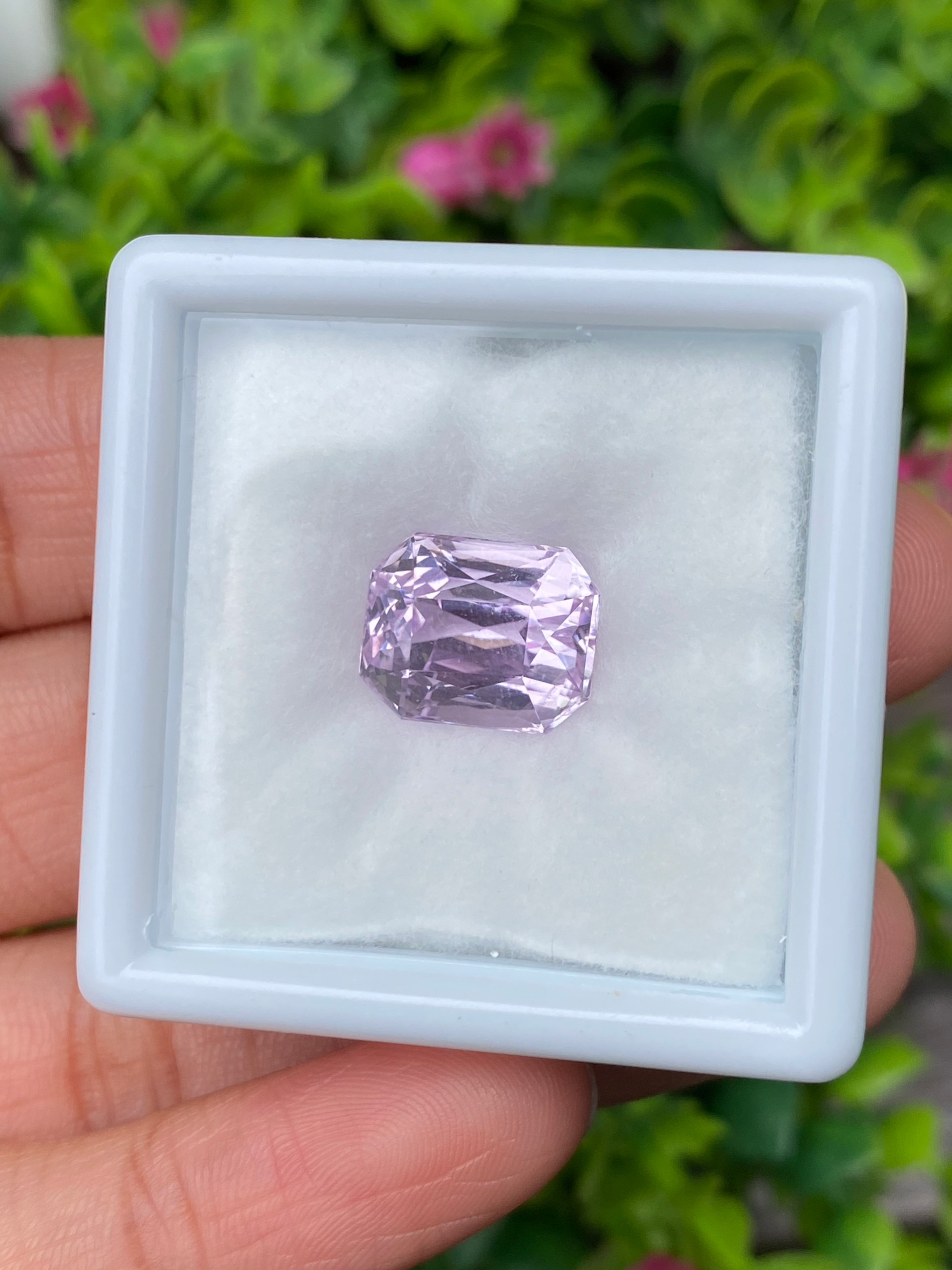 พลอย คุนไซท์ Kunzite 9.05 กะรัต (Cts.) พลอยแท้อัญมณีมงคล ประจําวันเกิด เครื่องประดับพลอย