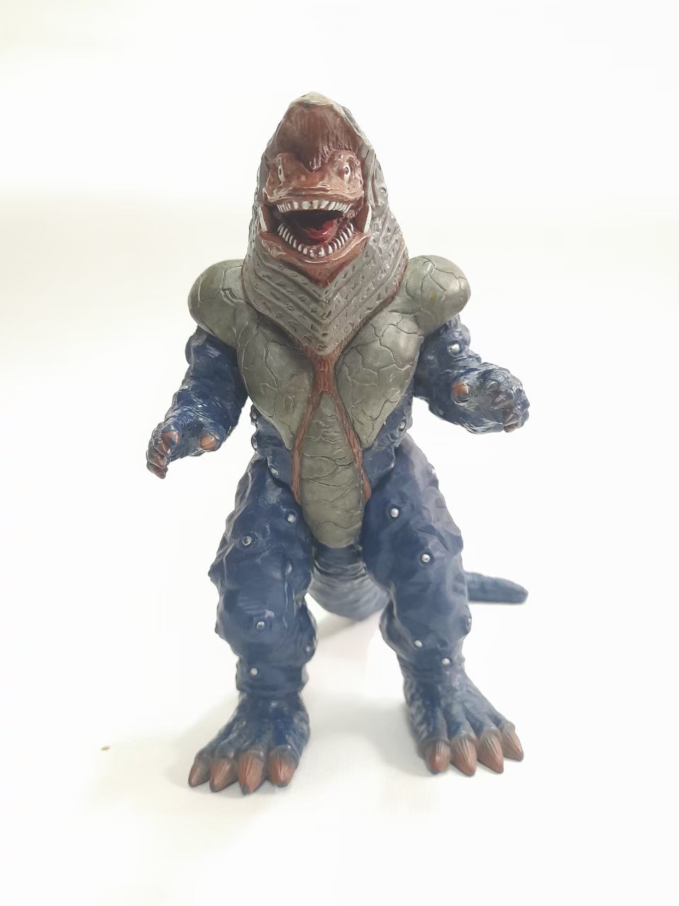 มีหลายภาพ,ซอฟ 6 - 6.5 นิ้ว สัตว์ประหลาด กอลซ่า จากอุลตร้าแมนทีก้า ขนาดตามรูป มือสองสภาพดีมีรอยบ้าง