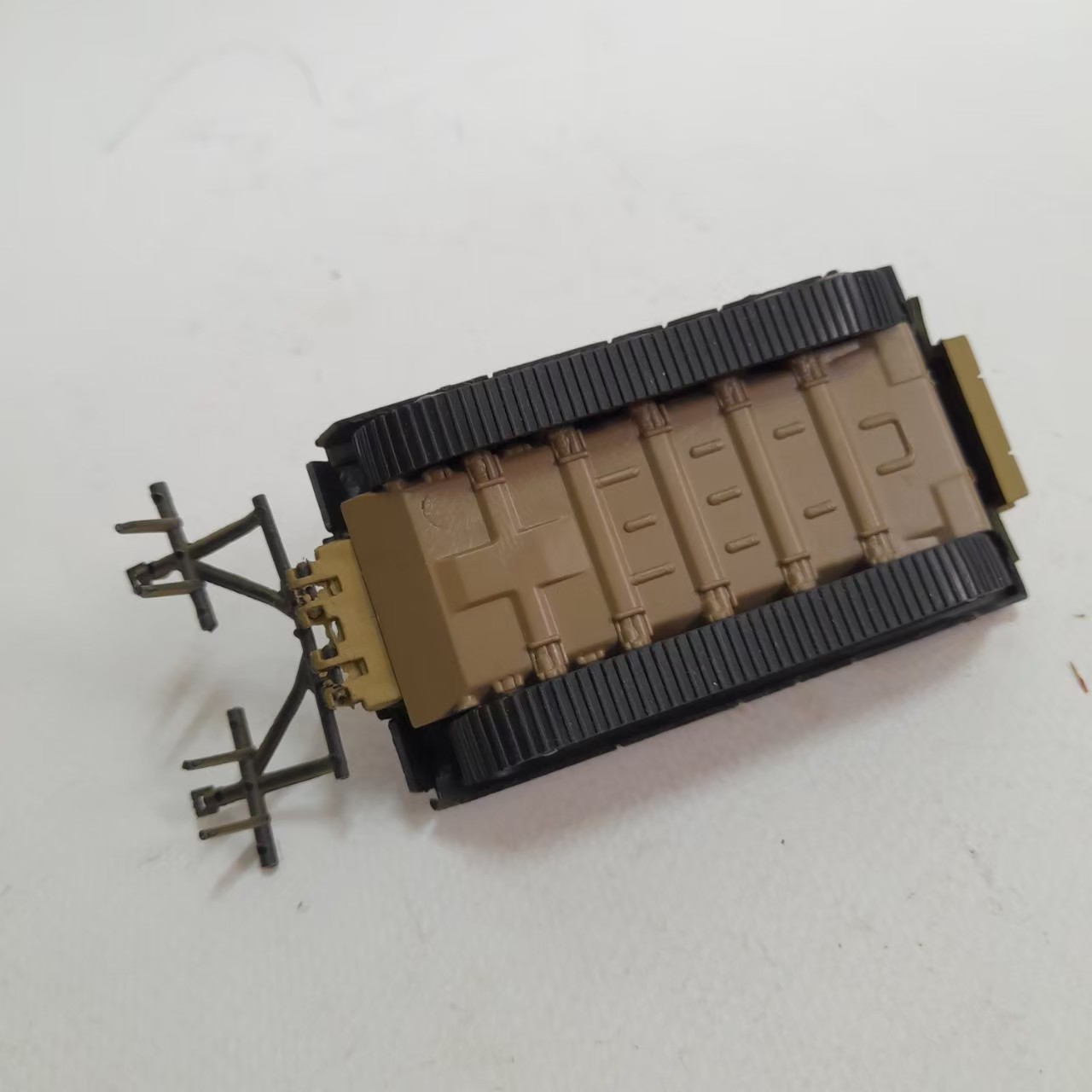 มีหลายภาพ,รถถังพลาสติกสำเร็จรูป M1 pantherทำสีแล้ว งานเก่า มือสอง สภาพดี มีรอยบ้าง