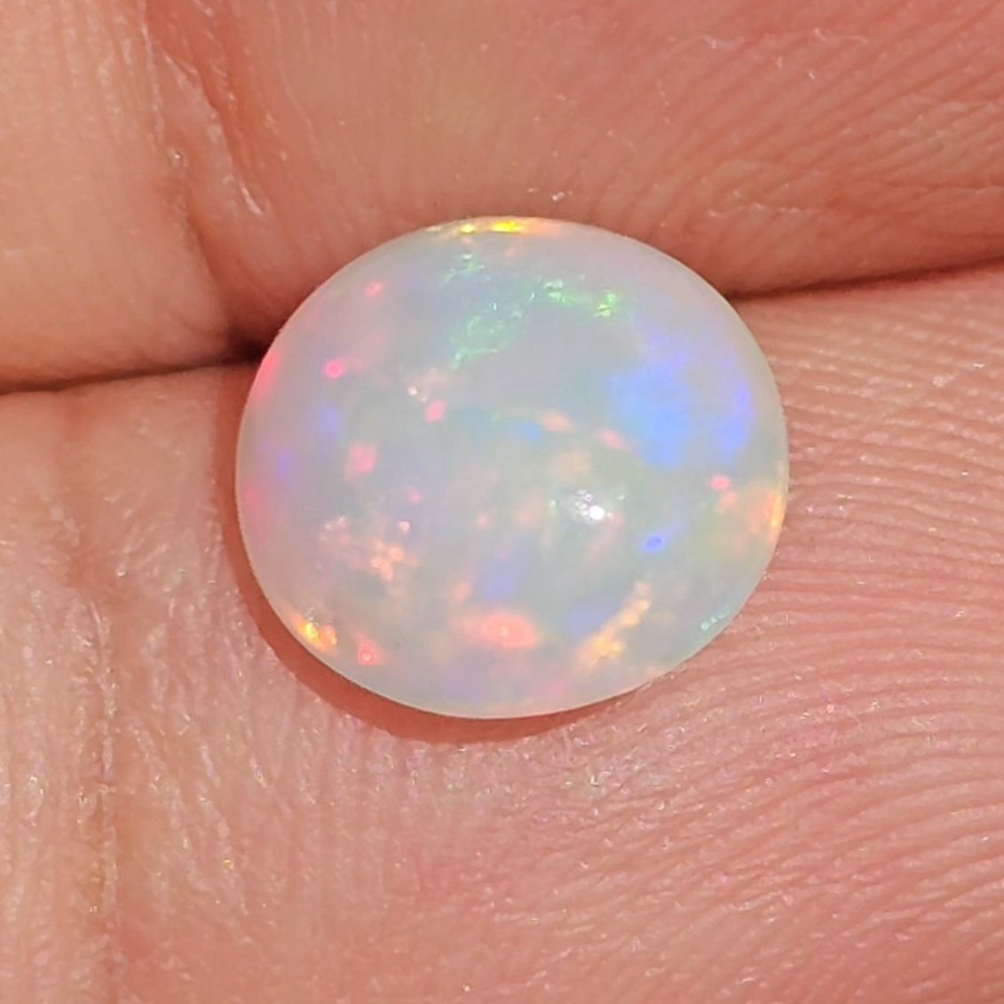 พลอย ไวท์ โอปอล White Opal 1.45 กะรัต (Cts.) พลอยแท้ อัญมณีมงคลประจําวันเกิด เครื่องประดับพลอย