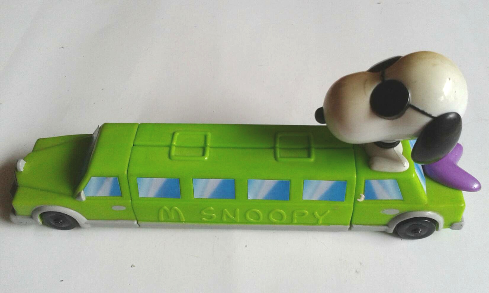 ของสะสมจากแมคโดนัลด์ " สนู๊ปปี้ Snoopy" ชุด 50 ปีแมคโดนัลด์