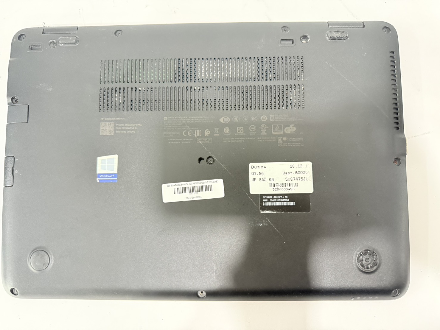 Notebook HP EliteBook 840 G4 (i5-7300U/8GB/M.2 256GB) ไม่มี Adapter แบตเสื่อม จอ Bright ขอบยางเสื่อม