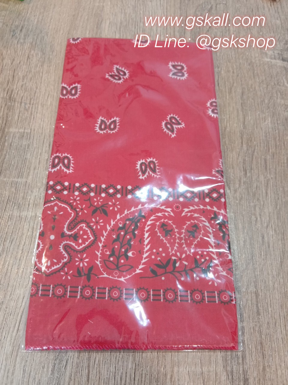 ผ้าเช็ดหน้าหลากสี ลวดลายทันสมัย น่ารักมากมาย