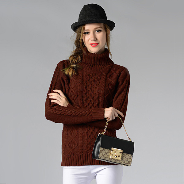 เสื้อสเวตเตอร์คอพับ ไหมพรมหนานุ่มถักลายนูน (12279B)