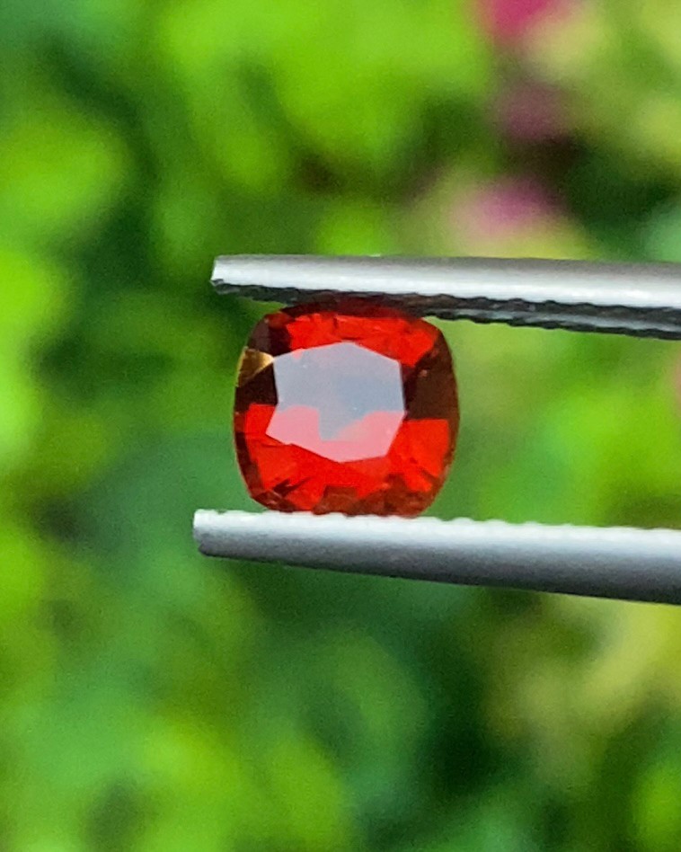 พลอย ซิทริน Citrine 0.80 กะรัต (Cts.) พลอยแท้ อัญมณีมงคลประจําวันเกิด เครื่องประดับพลอย