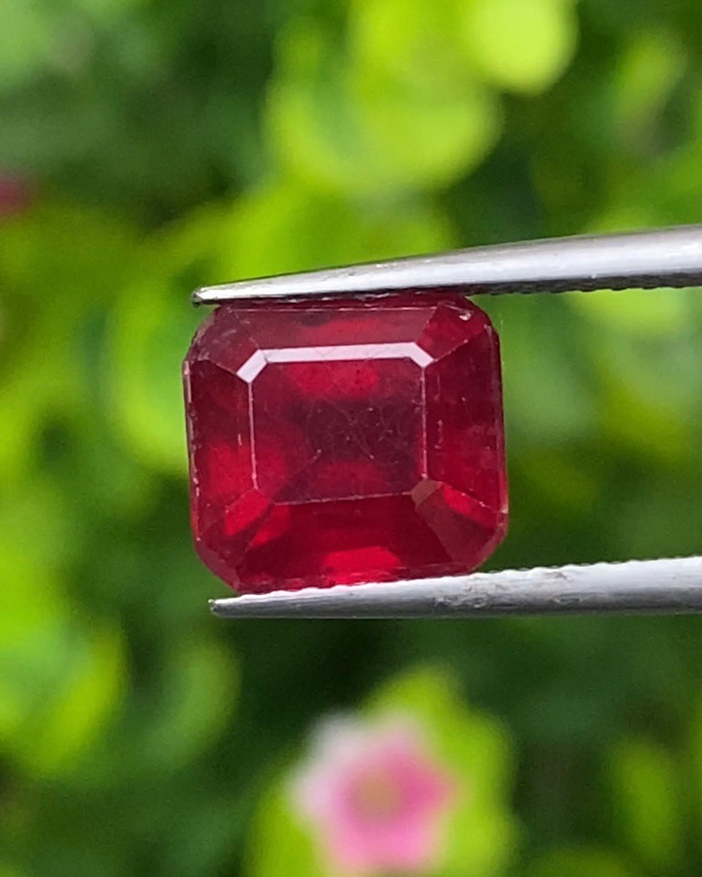 พลอย ทับทิม Ruby sapphire 4.21 กะรัต (Cts.) พลอยแท้ อัญมณีมงคลประจําวันเกิดเครื่องประดับพลอย