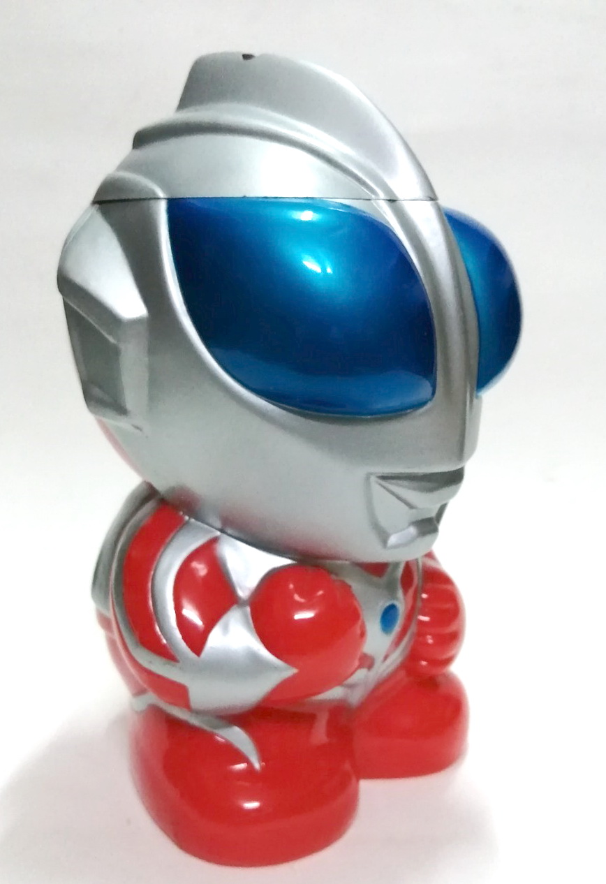 ของสะสมเก่า กระปุกออมสิน/ที่ใส่น้ำ อุลตร้าแมนอีลิท ApexT งานคนไทยบ.ธีร์โฮลดิ้ง งานเก่าหายากมาก อุลตร้าแมนอีลิทออกแบบและสร้างโดยคนไทย ภายใต้ลิขสิทธิ์ของ ไชโยภาพยนตร์ Chaiyo, Piggy Bank, Bucket Ultraman Elite, Thai made เป็นกระติกน้ำ/กระปุกออมสิน ทำจากพลาสต