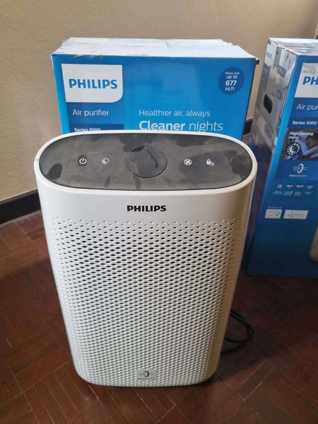philips เครื่องฟอกอากาศ ระบบ Vitashield IPS สำหรับห้องขนาด 63 ตร.ม. รุ่น AC1215 (มีระบบ Sensor ตรวจจับฝุ่น PM 2.5) 1 เครื่อง สภาพดี