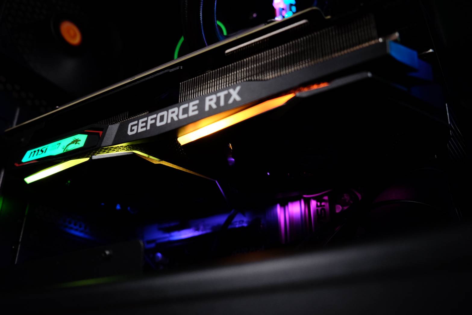 คอมพิวเตอร์ประกอบ i3-9100F กับชุดน้ำปิด