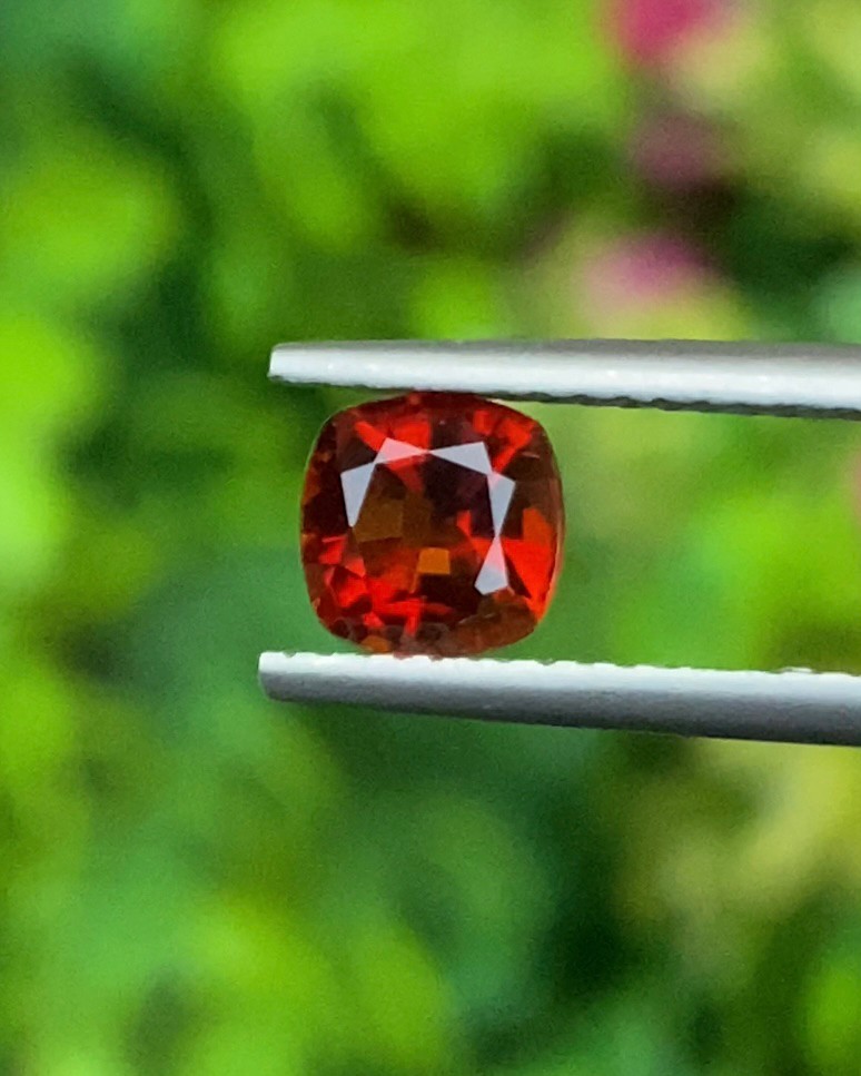 พลอย ซิทริน Citrine 0.80 กะรัต (Cts.) พลอยแท้ อัญมณีมงคลประจําวันเกิด เครื่องประดับพลอย