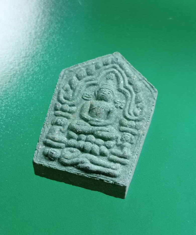 ผ2940 พระขุนแผน ผงพรายกุมาร หลวงพ่อคูณ วัดบ้านไร่ จ.นครราชสีมา รุ่นเจริญพรชินบัญชร ปี2557