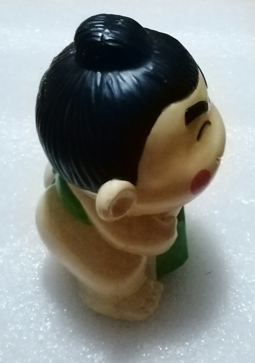 ของสะสม กระปุกออมสินซูโม่ ของสะสมจาก โออิชิกรีนที Oishi Green Tea, Collectible Zumo piggy bank from Oishi Green Tea