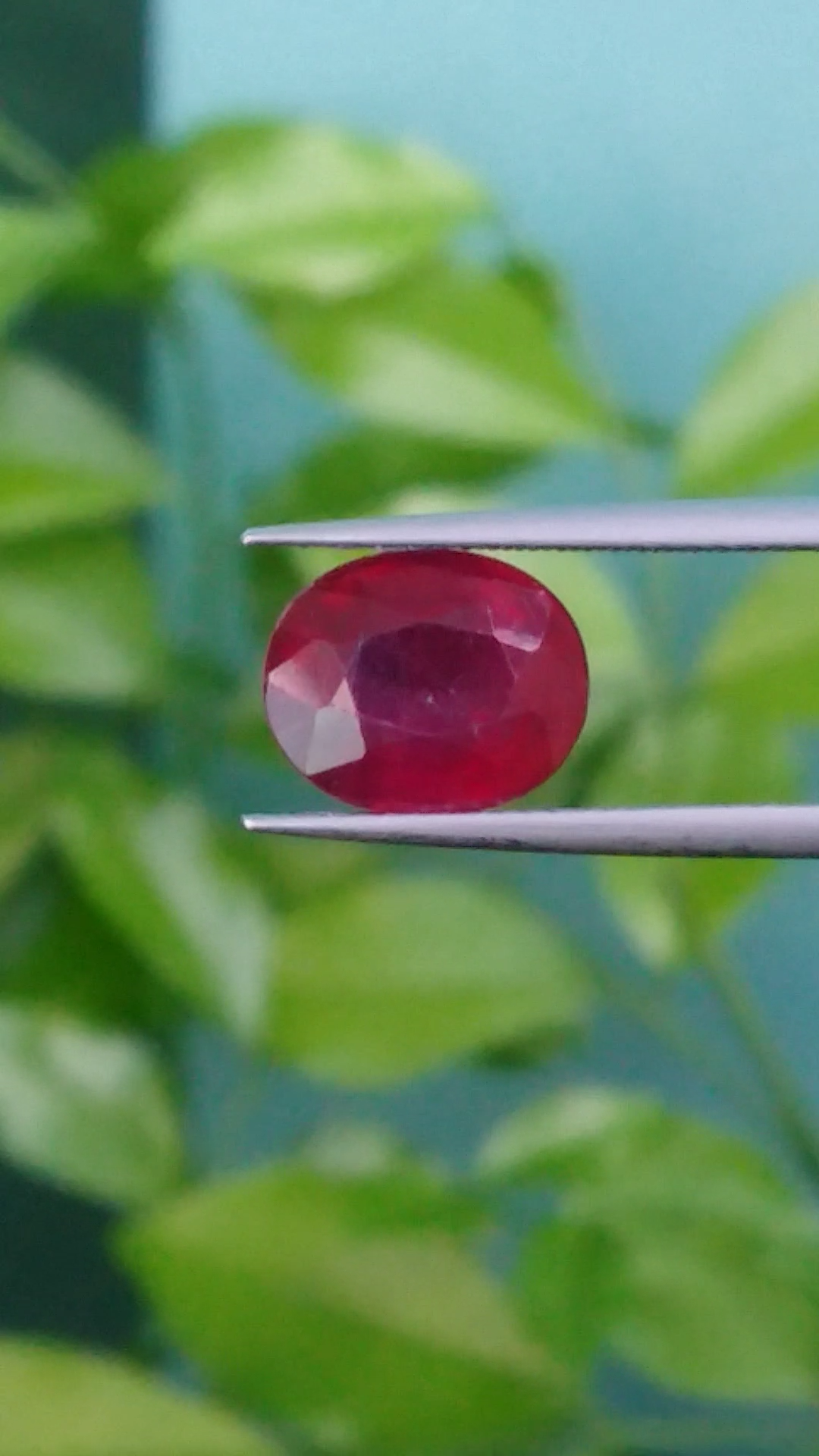 พลอย ทับทิม Ruby sapphire 4.00 กะรัต (Cts.) VS พลอยแท้ อัญมณีมงคลประจําวันเกิด เครื่องประดับพลอย