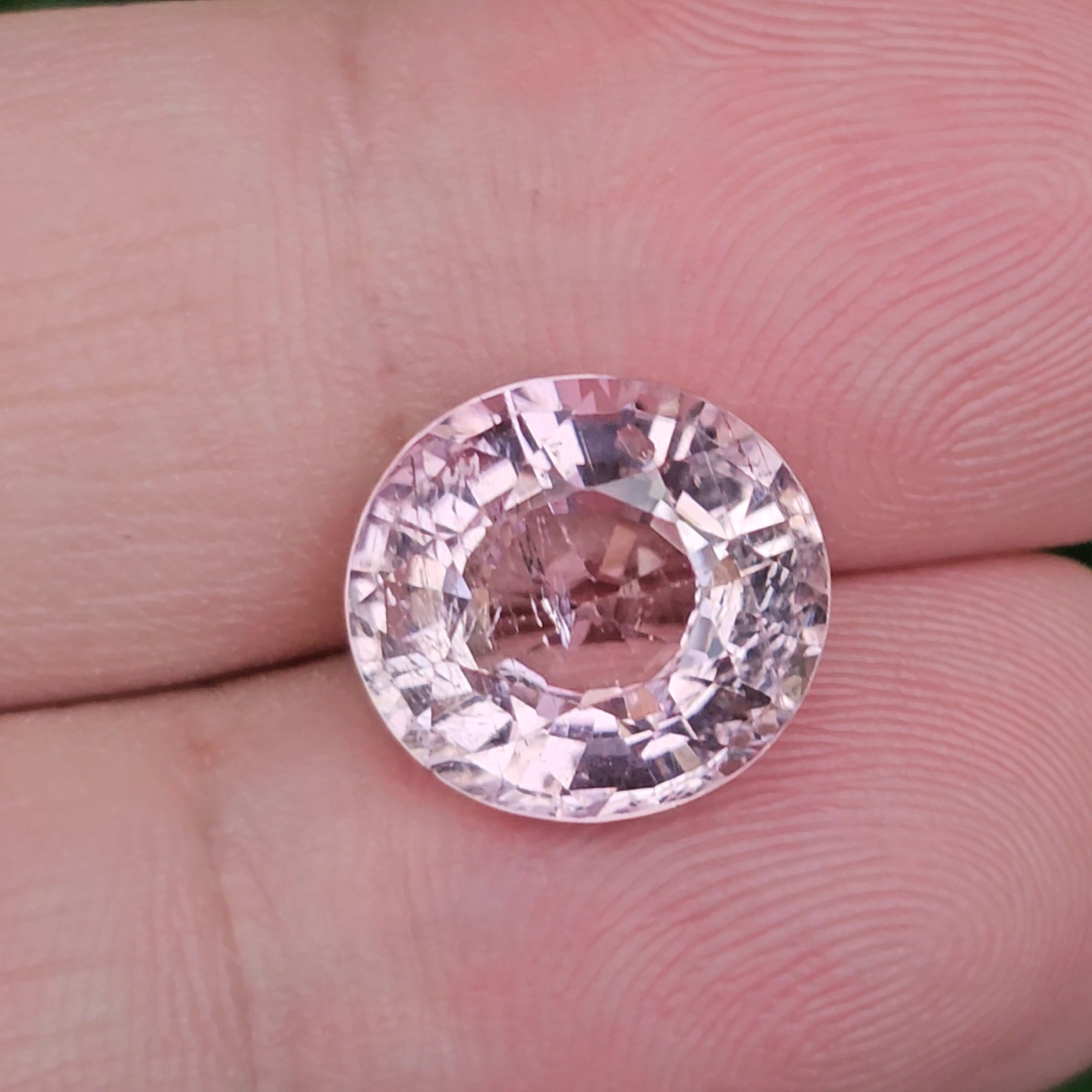 พลอย ทัวร์มาลีน Tourmaline 6.73 กะรัต (Cts.) พลอยแท้ อัญมณีมงคลประจําวันเกิด เครื่องประดับพลอย