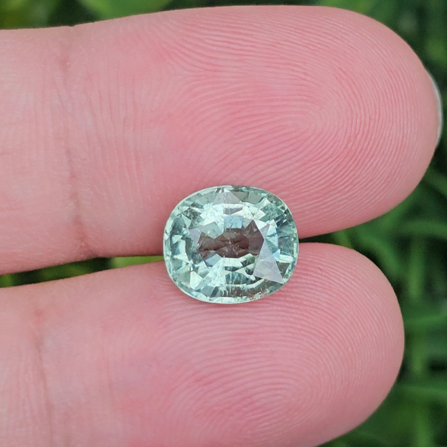 พลอยทัวร์มารีน (Tourmaline) 3.69 กะรัต (Cts.) พร้อมใบเซอร์ อัญมณีมงคลประจําวันเกิด เครื่องประดับพลอย