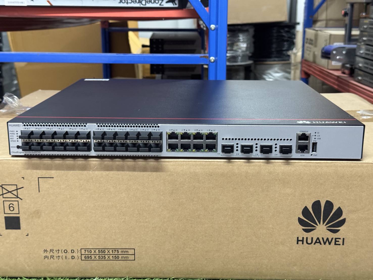 Switch Huawei Cloud Engine S5335-S32ST4X + กล่อง ***ของใหม่
