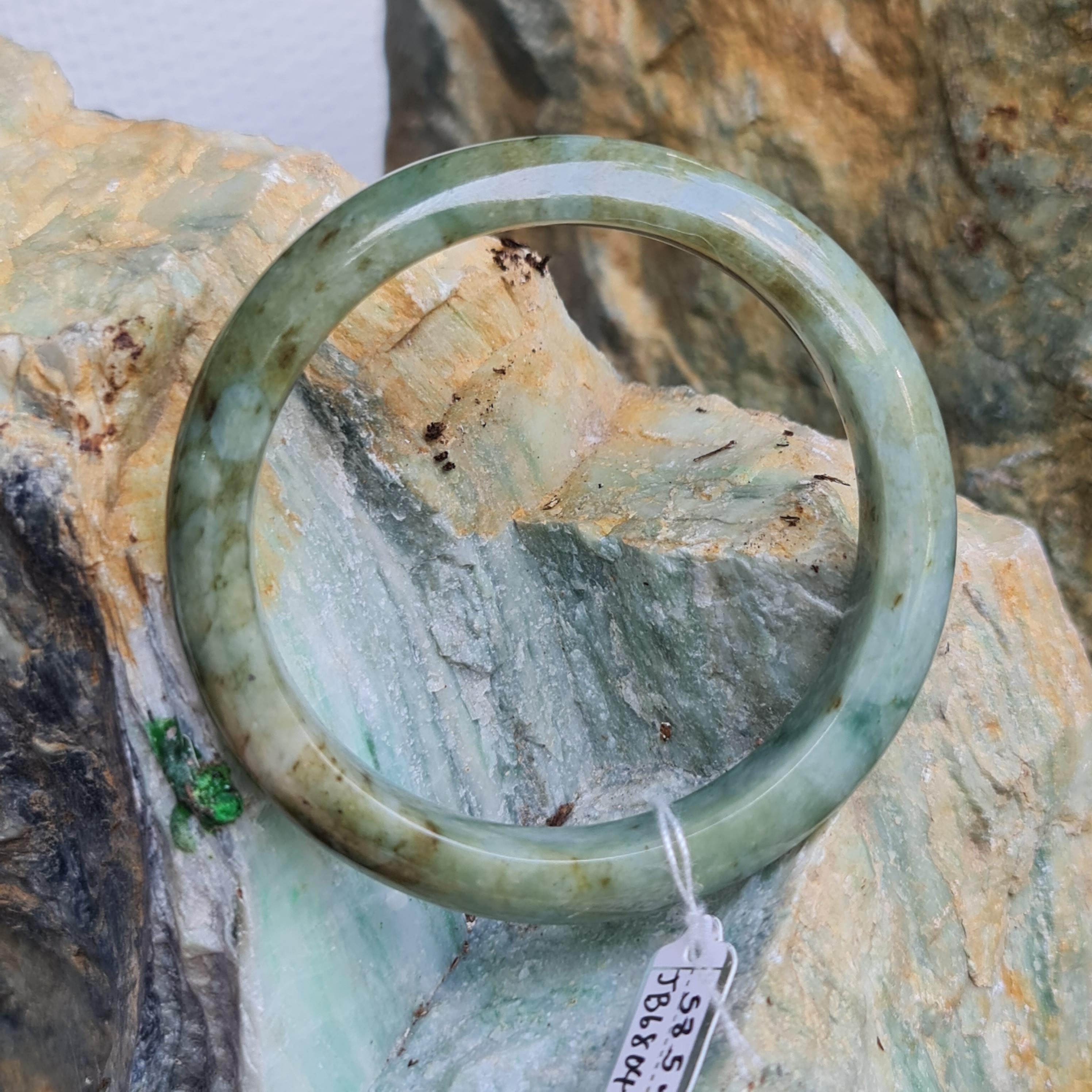 JB6804132 หยก พม่า แท้ Jade กำไลหยก 58.5 มม. (Jadeite bracelet) พม่า (Myanmar)