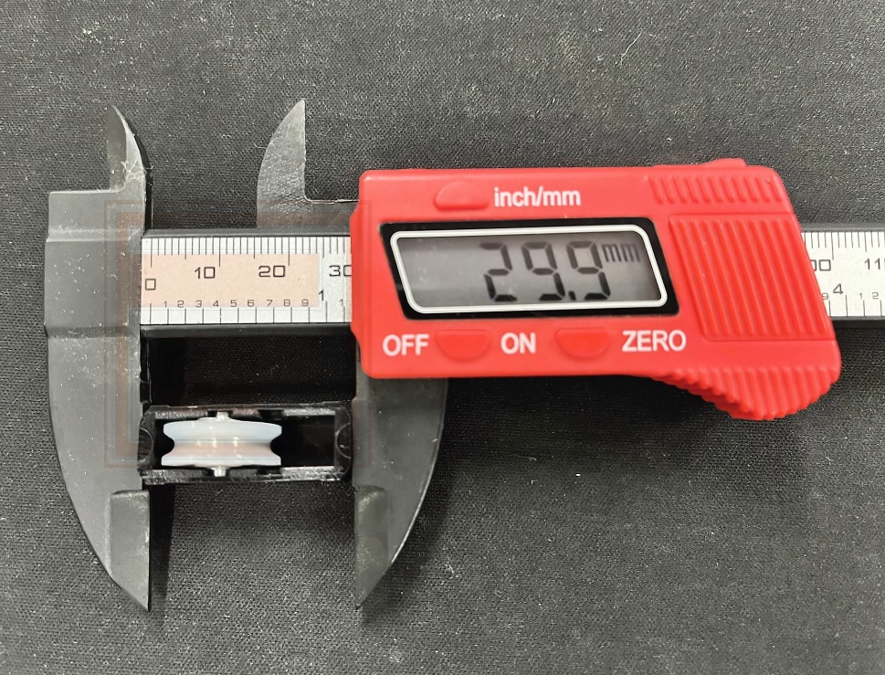 ล้อไวนิลบานเลื่อนเล็ก (ล้อสามารถ ถอดได้)