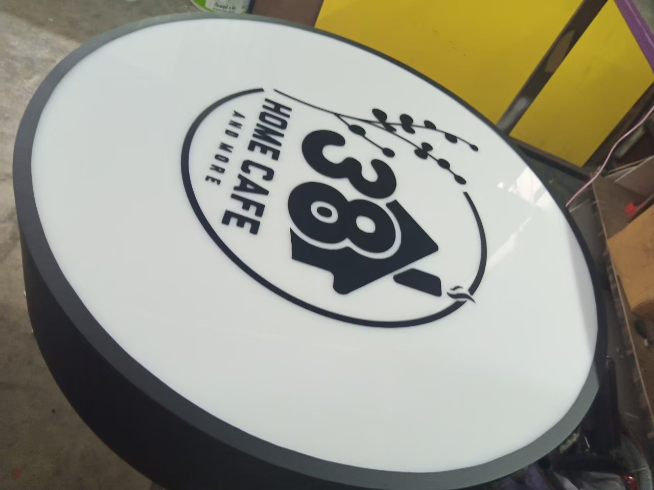 งานป้ายกล่องไฟ