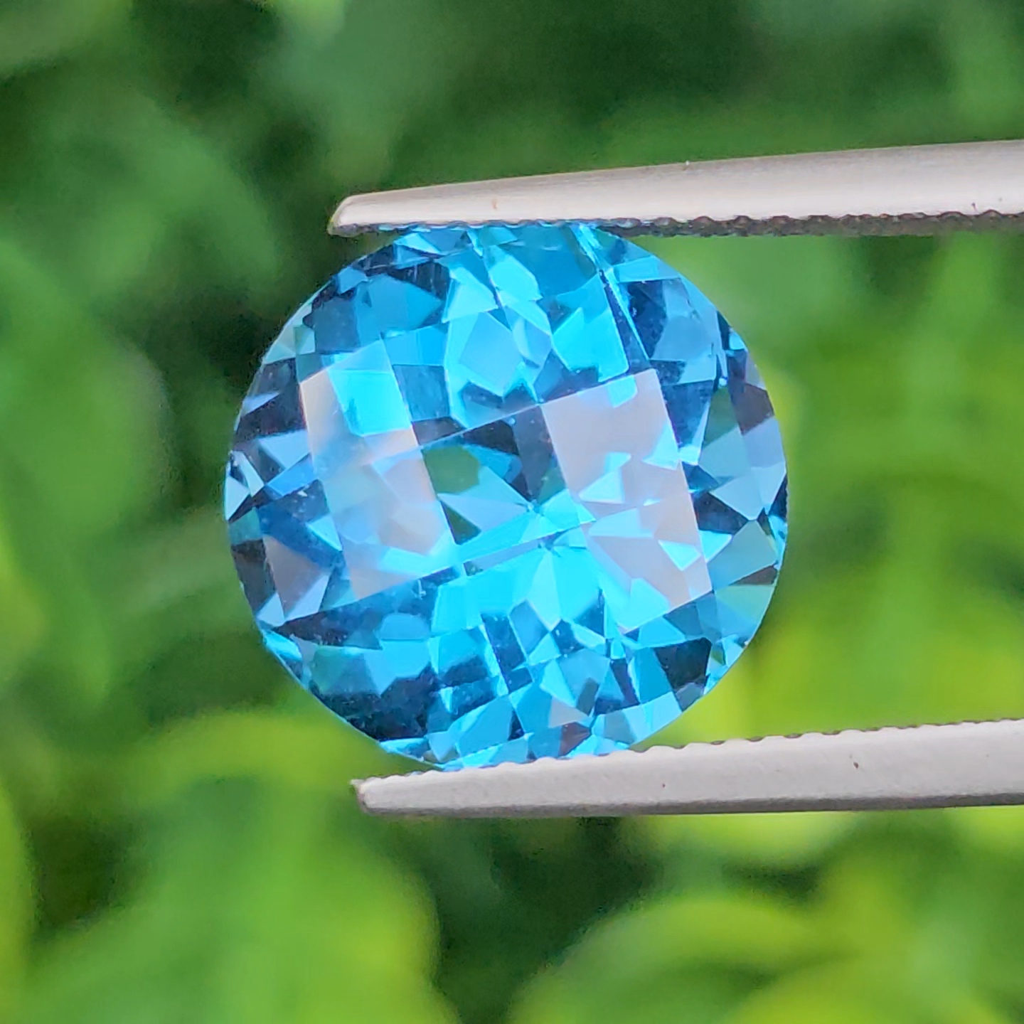 พลอย บลู โทแพซ (Blue Topaz) 9.32 กะรัต (Cts.) พลอยแท้ อัญมณีมงคลประจําวันเกิด เครื่องประดับพลอย