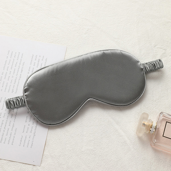 🚩พร้อมส่ง🚩ผ้าปิดตาซาตินหนานุ่ม แบบสวมหัวยางยืด ผ้าไหมนุ่มลื่นละมุนผิว กันแสงมิด - Sleeping eye cover (AC141-แบบเรียบ)