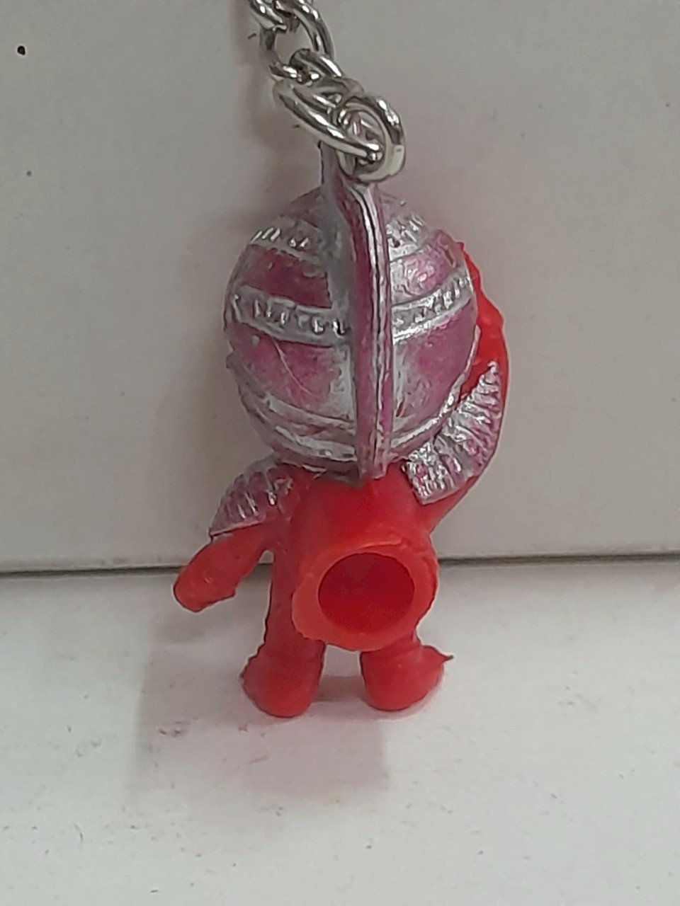 มีหลายภาพ งานเก่า พวงกุญแจอุลตร้าเซเว่นท่าจับแว่น ขนาดตามภาพ